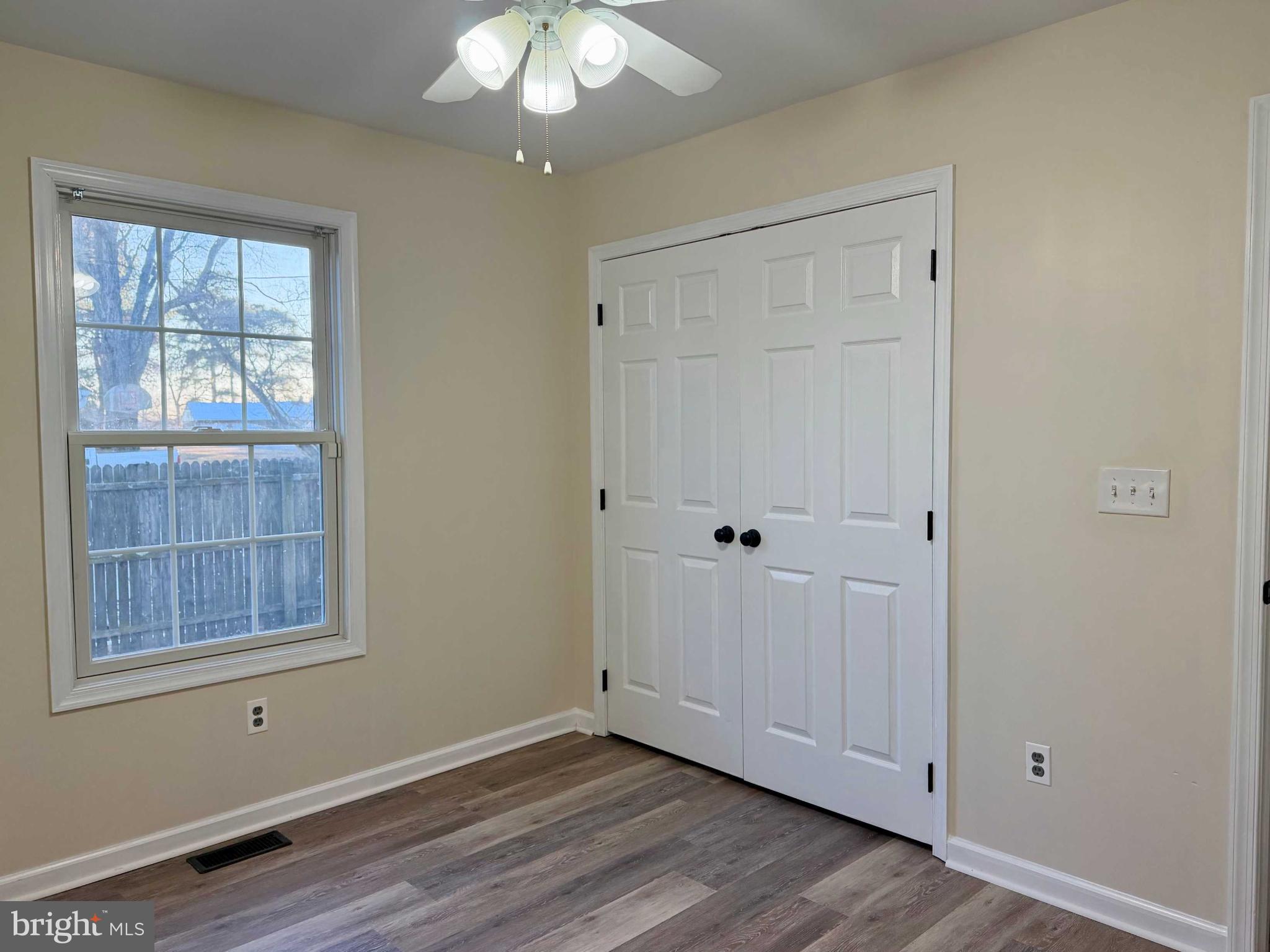 LAKESHORES - Residential