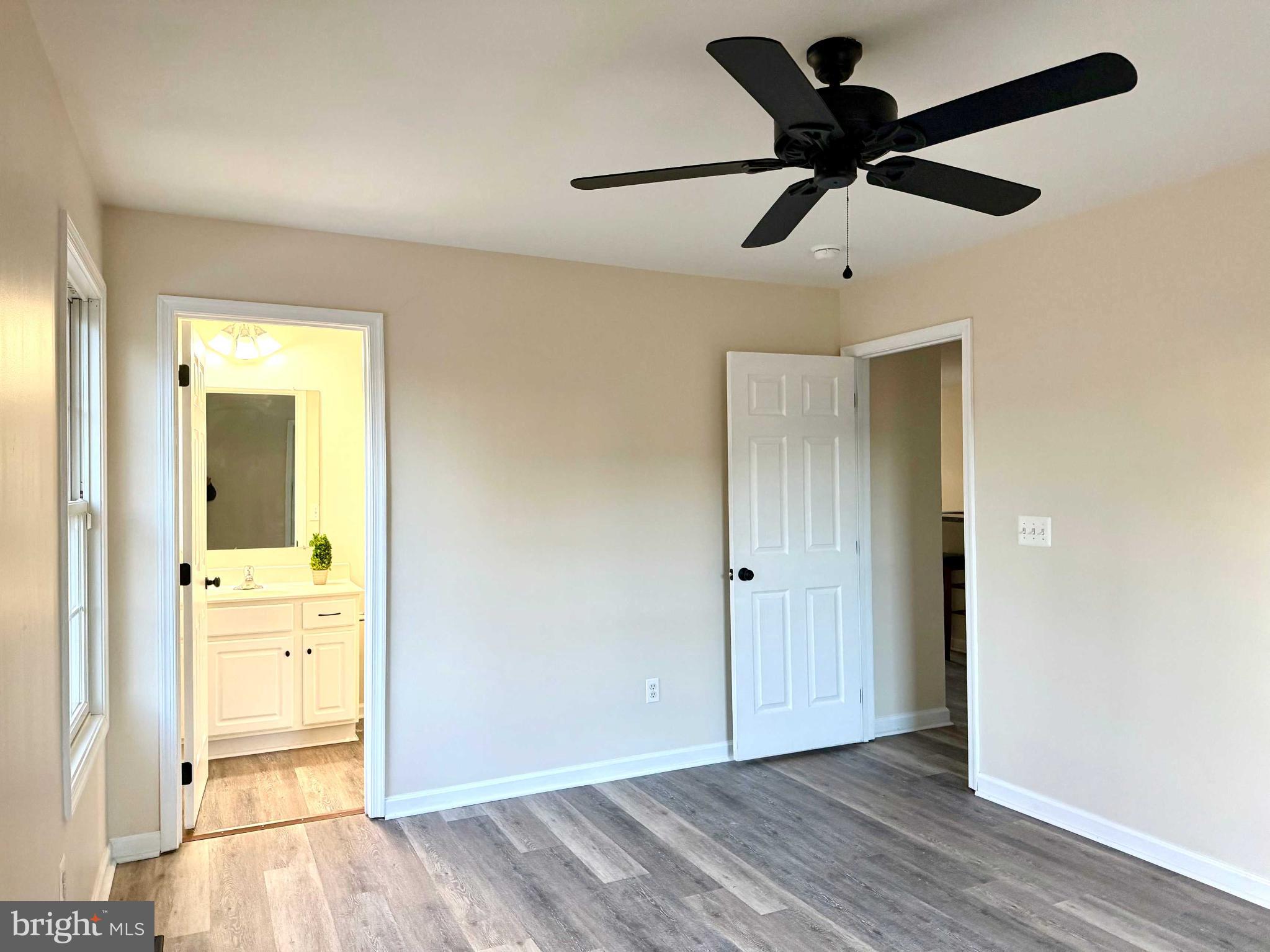 LAKESHORES - Residential