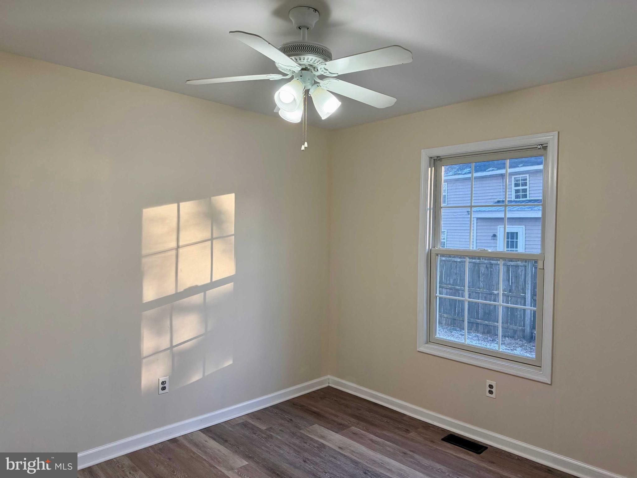 LAKESHORES - Residential