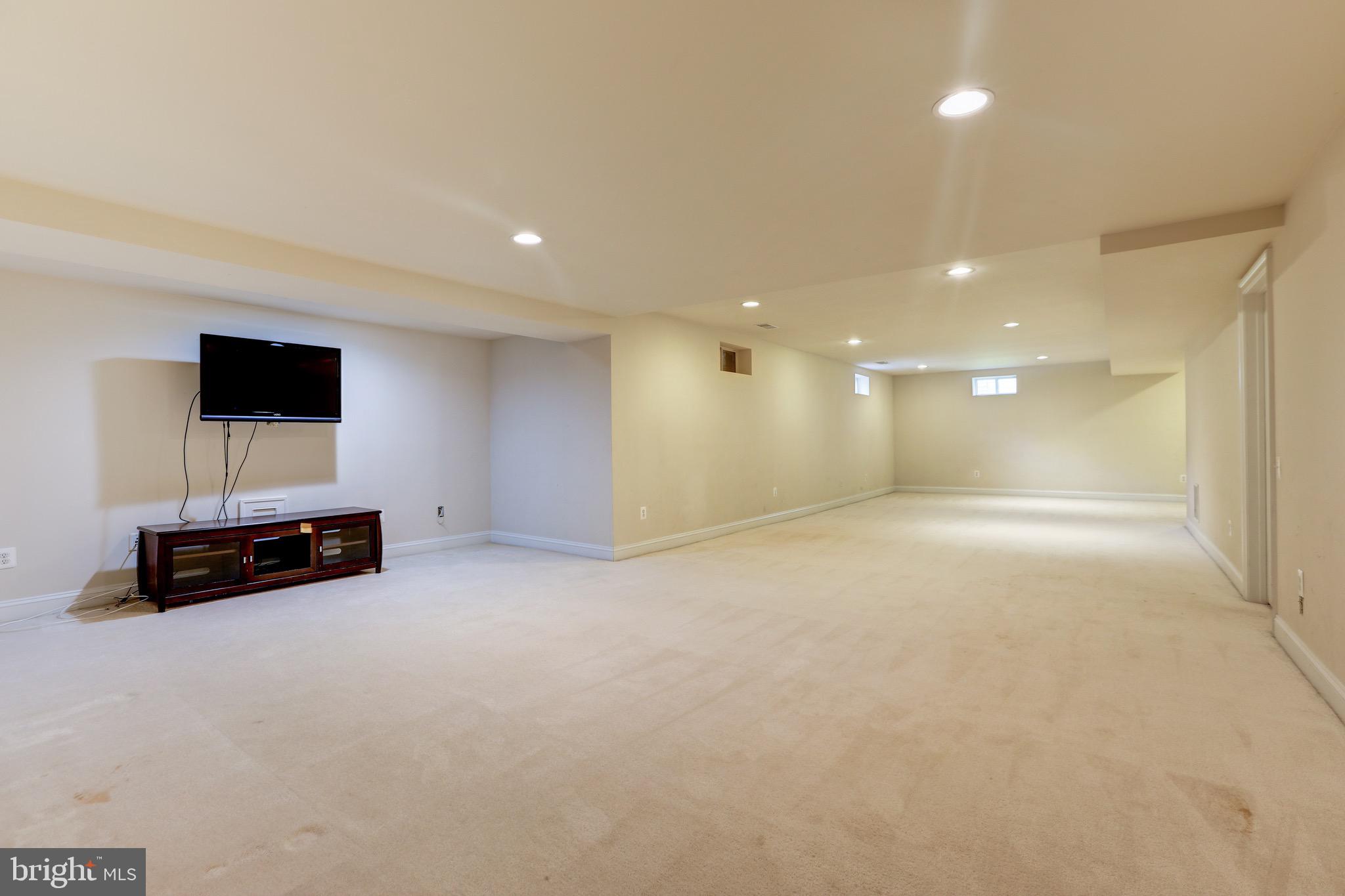 FALLSGROVE - Residential