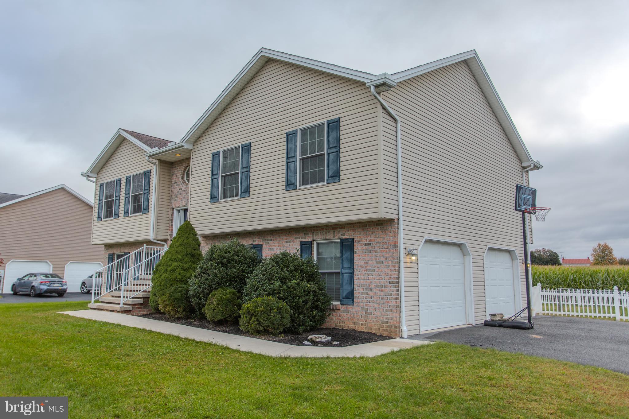11268 THORNWOOD ROAD