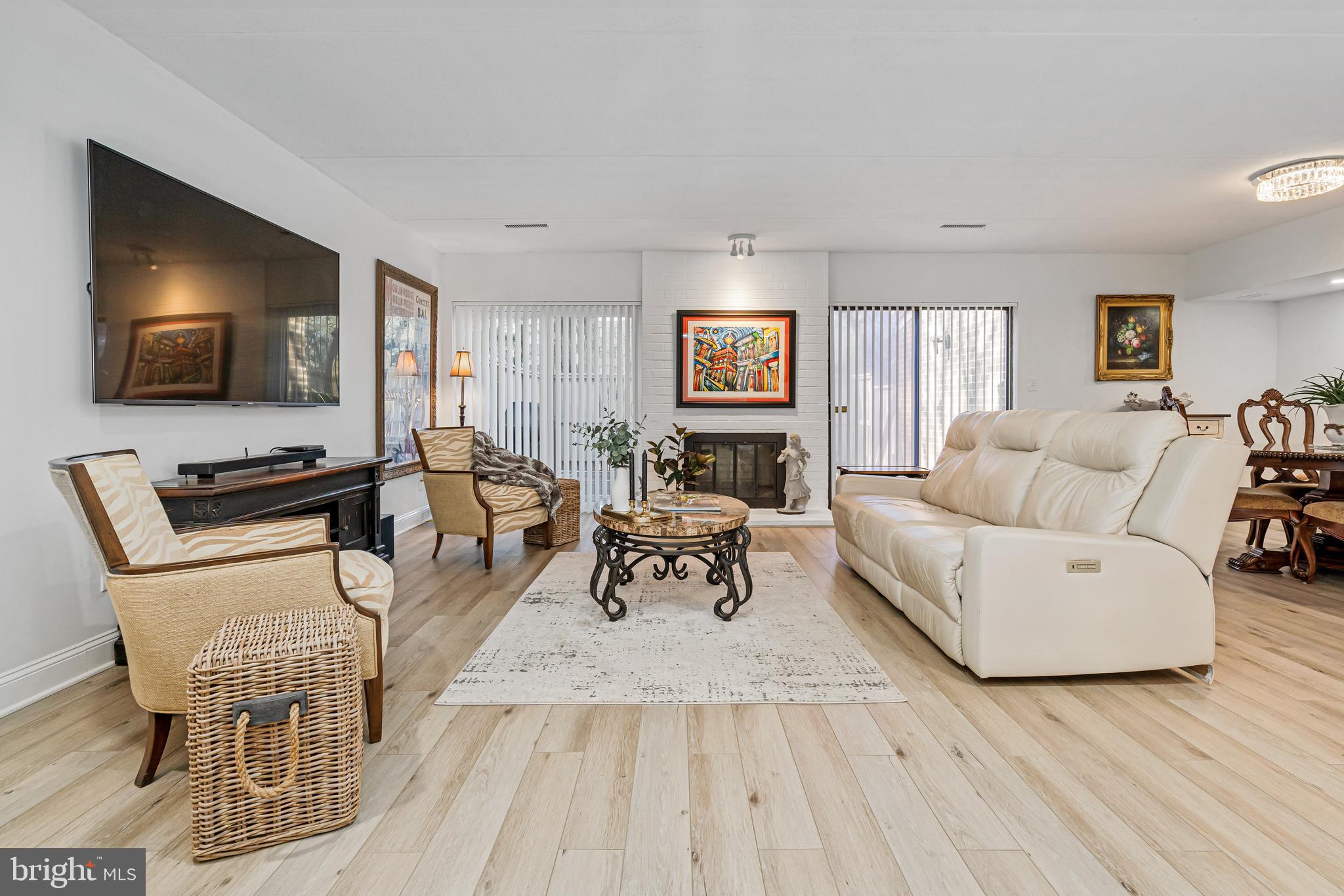 ANNEN WOODS - Residential