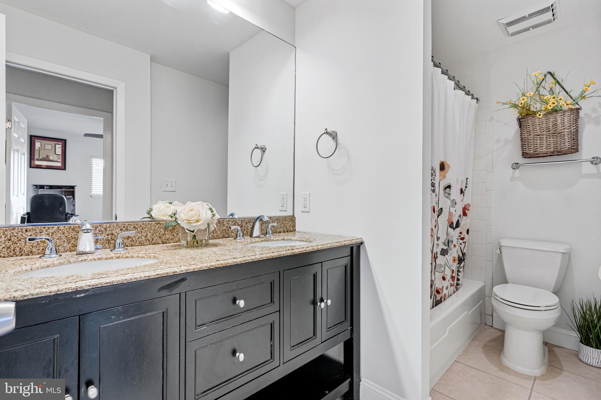 ANNEN WOODS - Residential