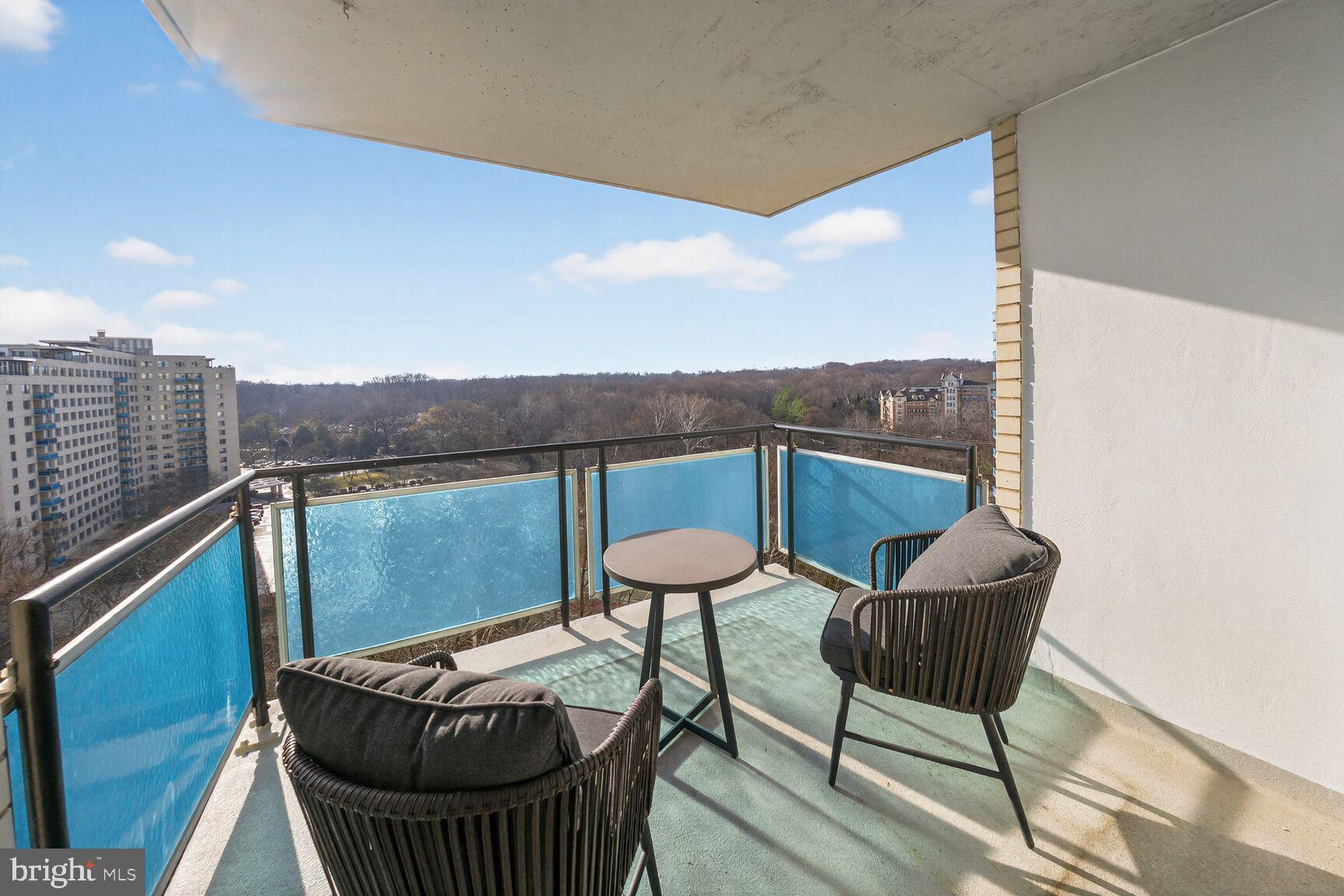 10500 ROCKVILLE PIK 1214