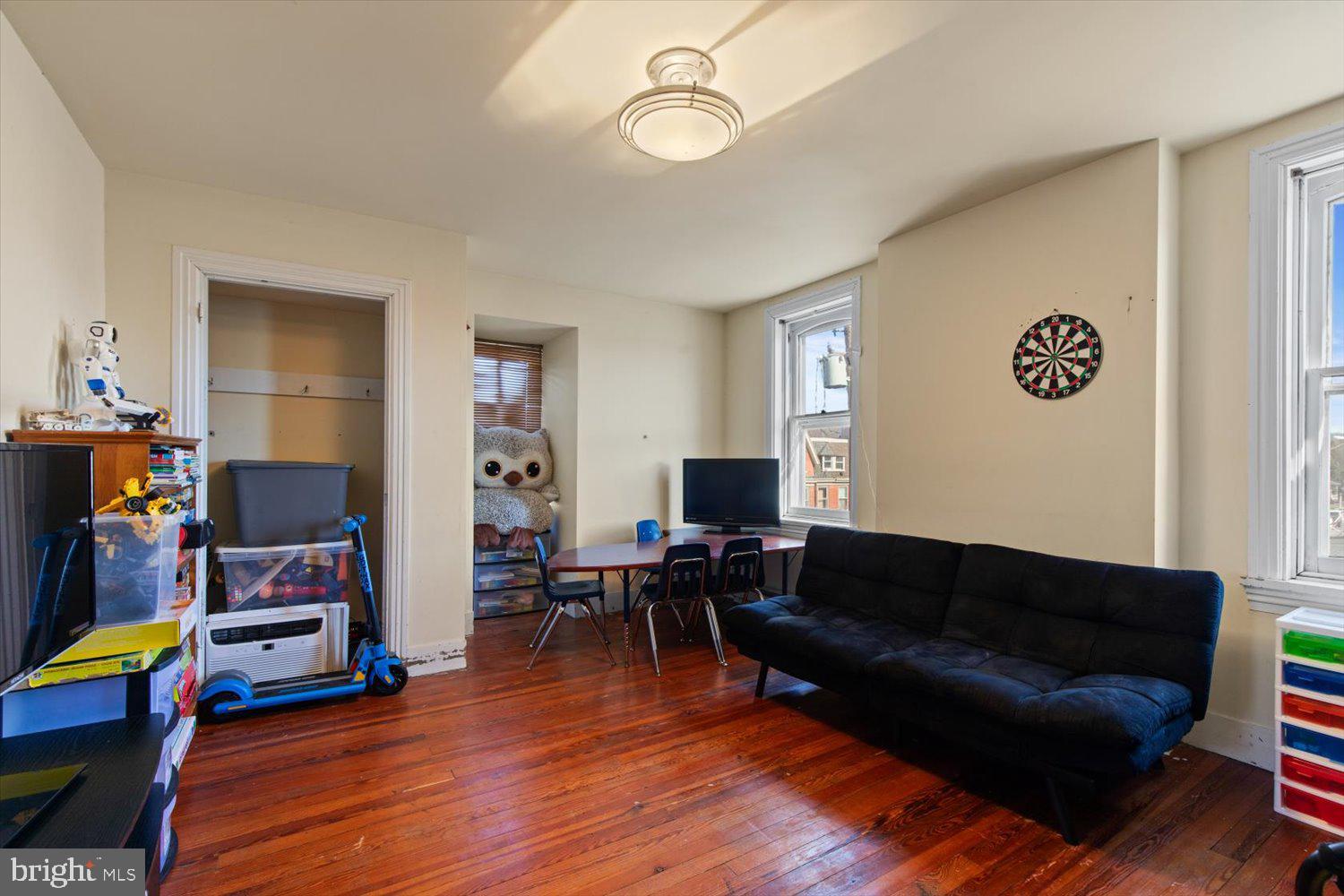 COLUMBIA - Residential