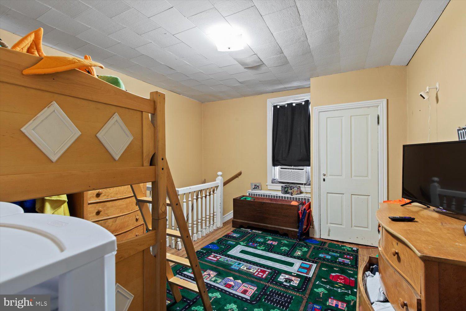 COLUMBIA - Residential