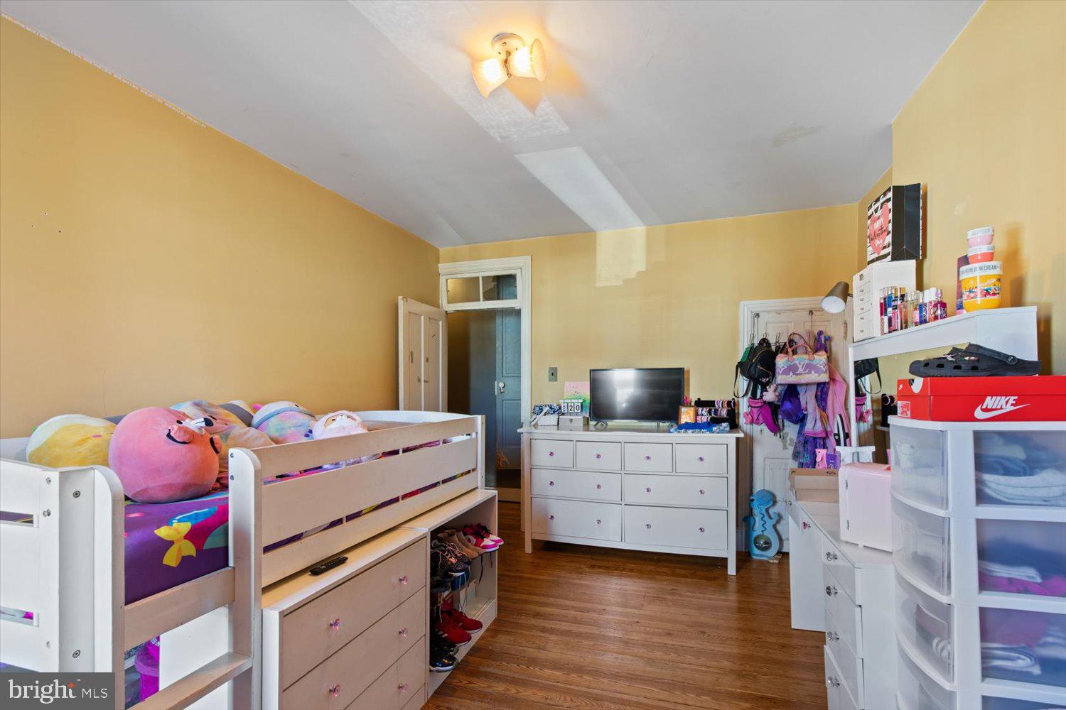 COLUMBIA - Residential