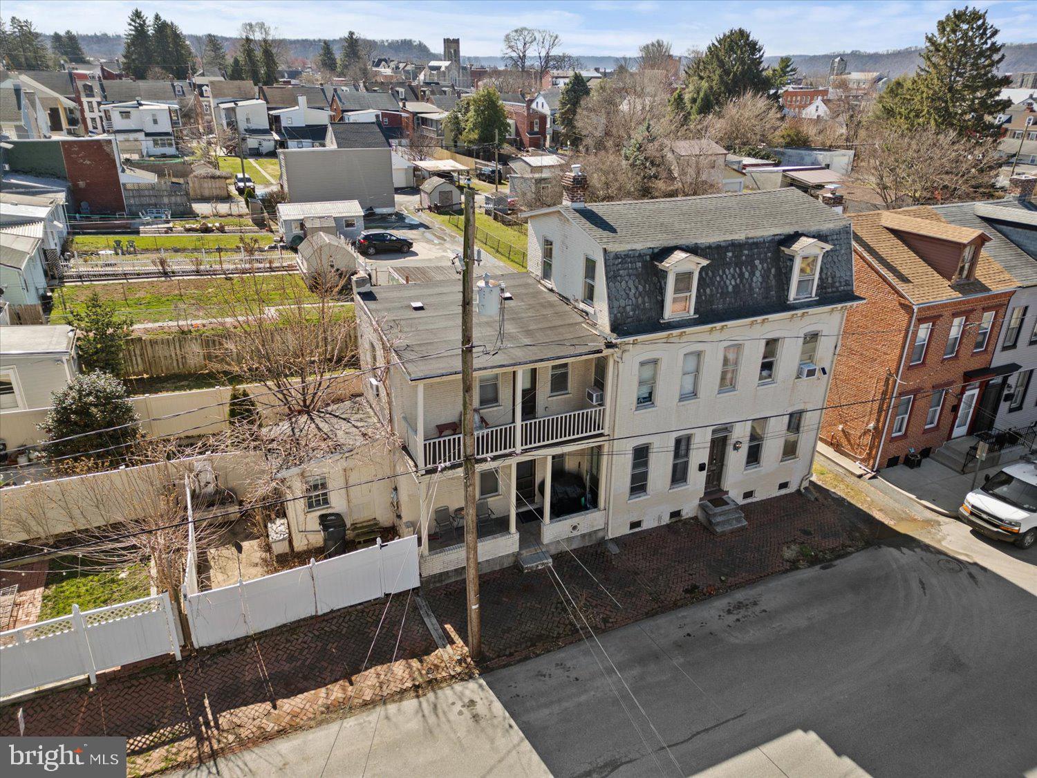 COLUMBIA - Residential