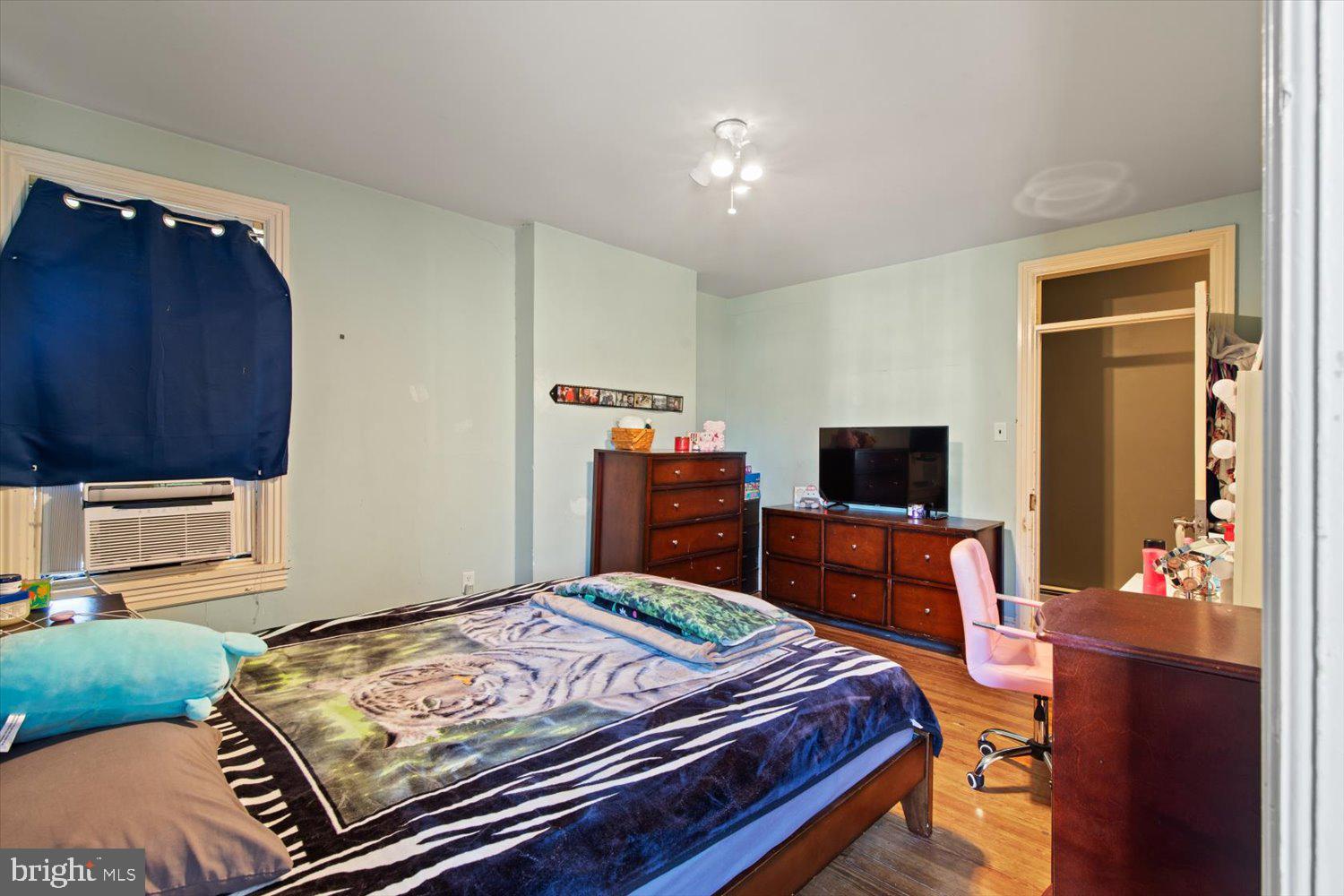 COLUMBIA - Residential