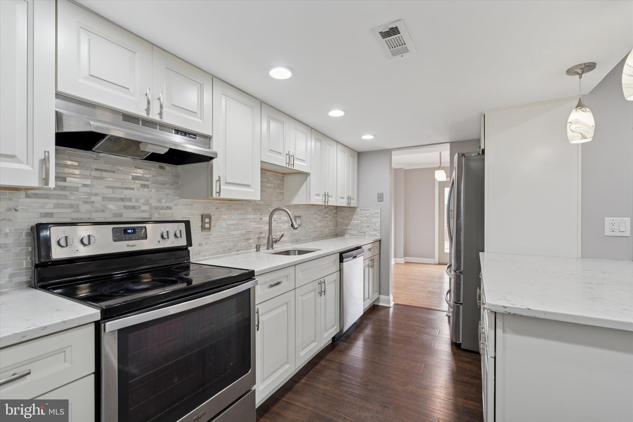 BIRCHWOOD - Residential Lease