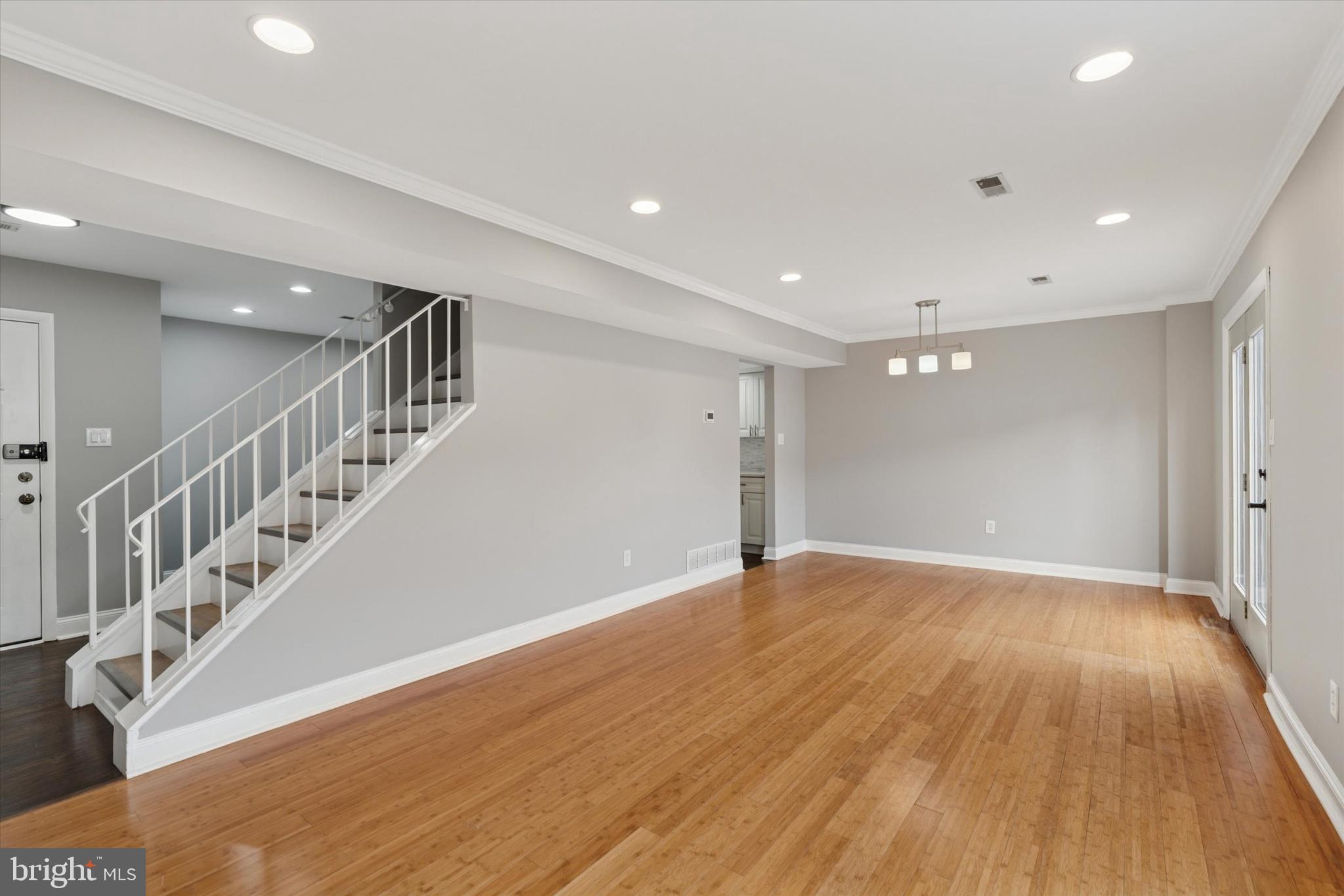 BIRCHWOOD - Residential Lease