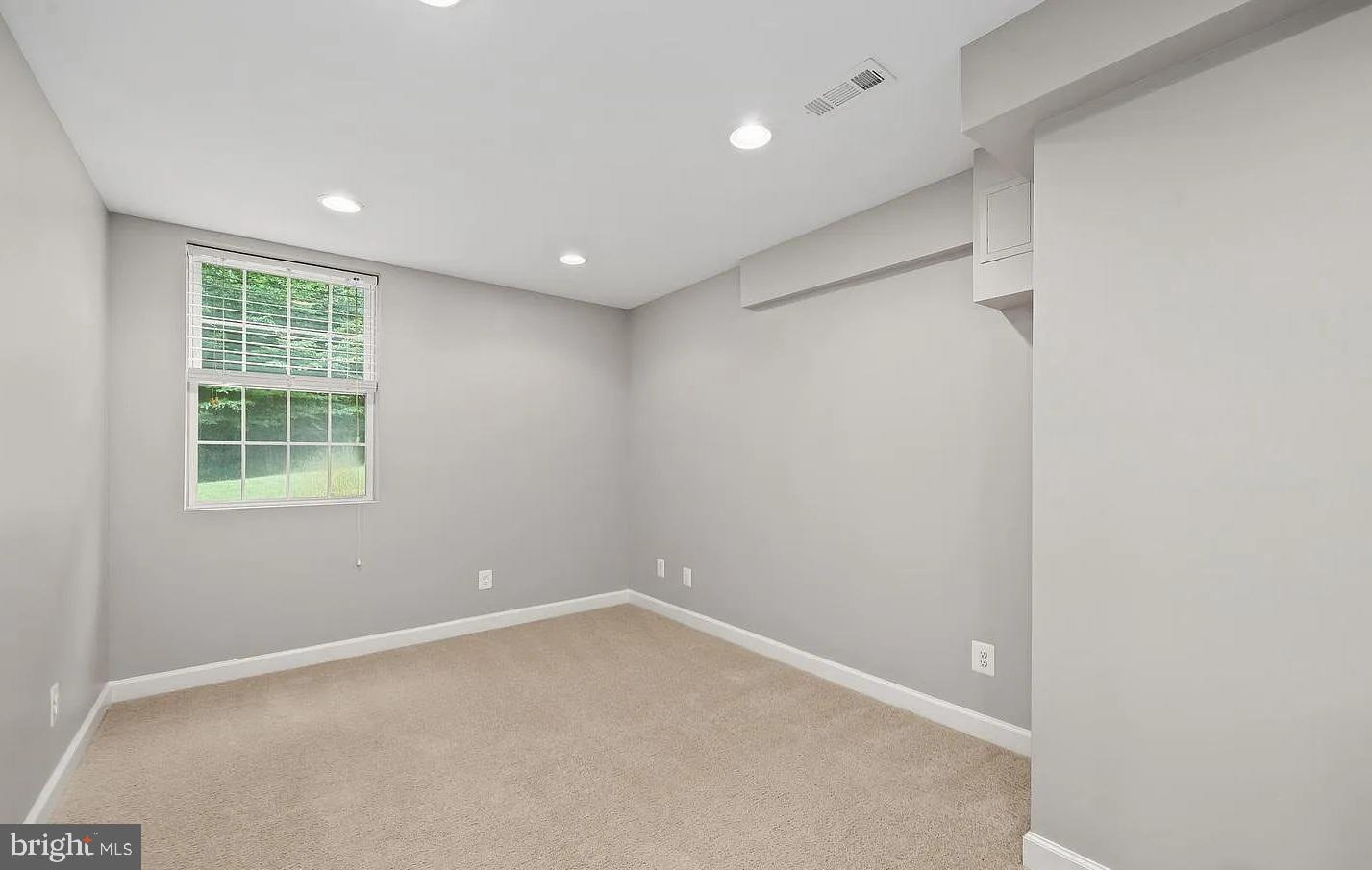 16379 COVEY CIRCLE