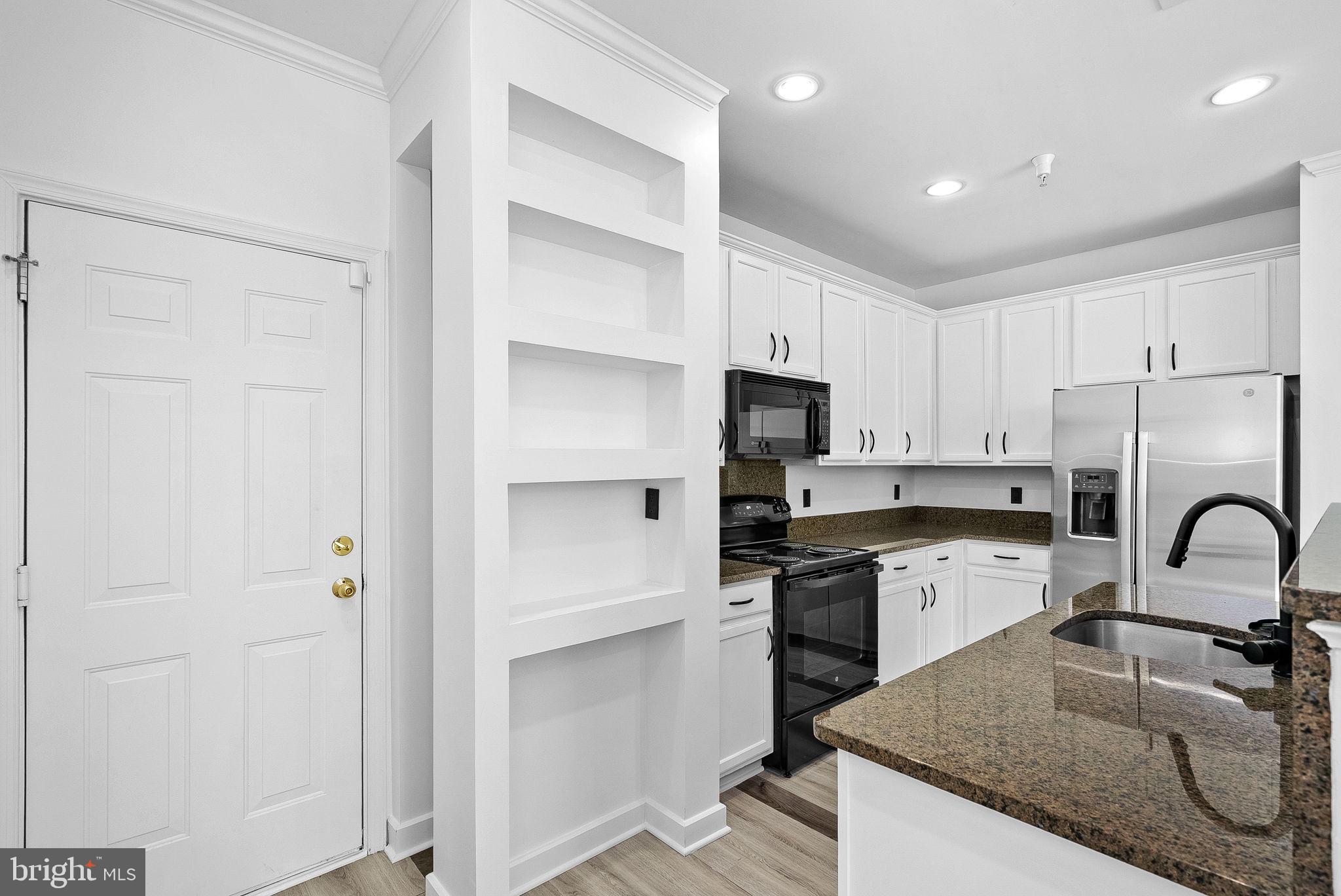 AMBER SPRING CONDOMINIUMS - Residential