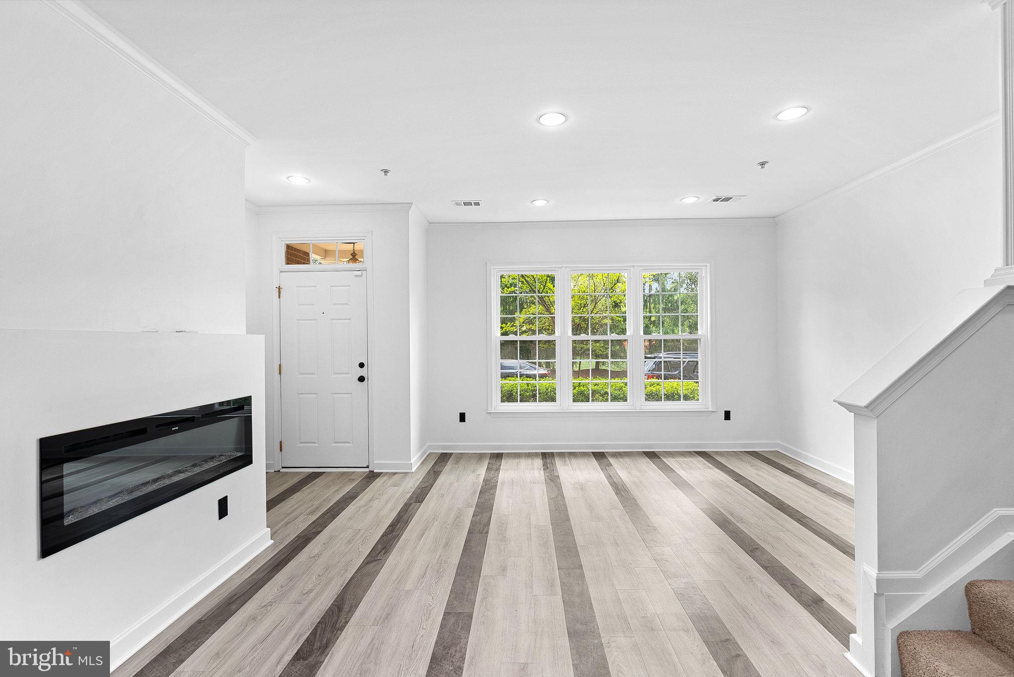 AMBER SPRING CONDOMINIUMS - Residential