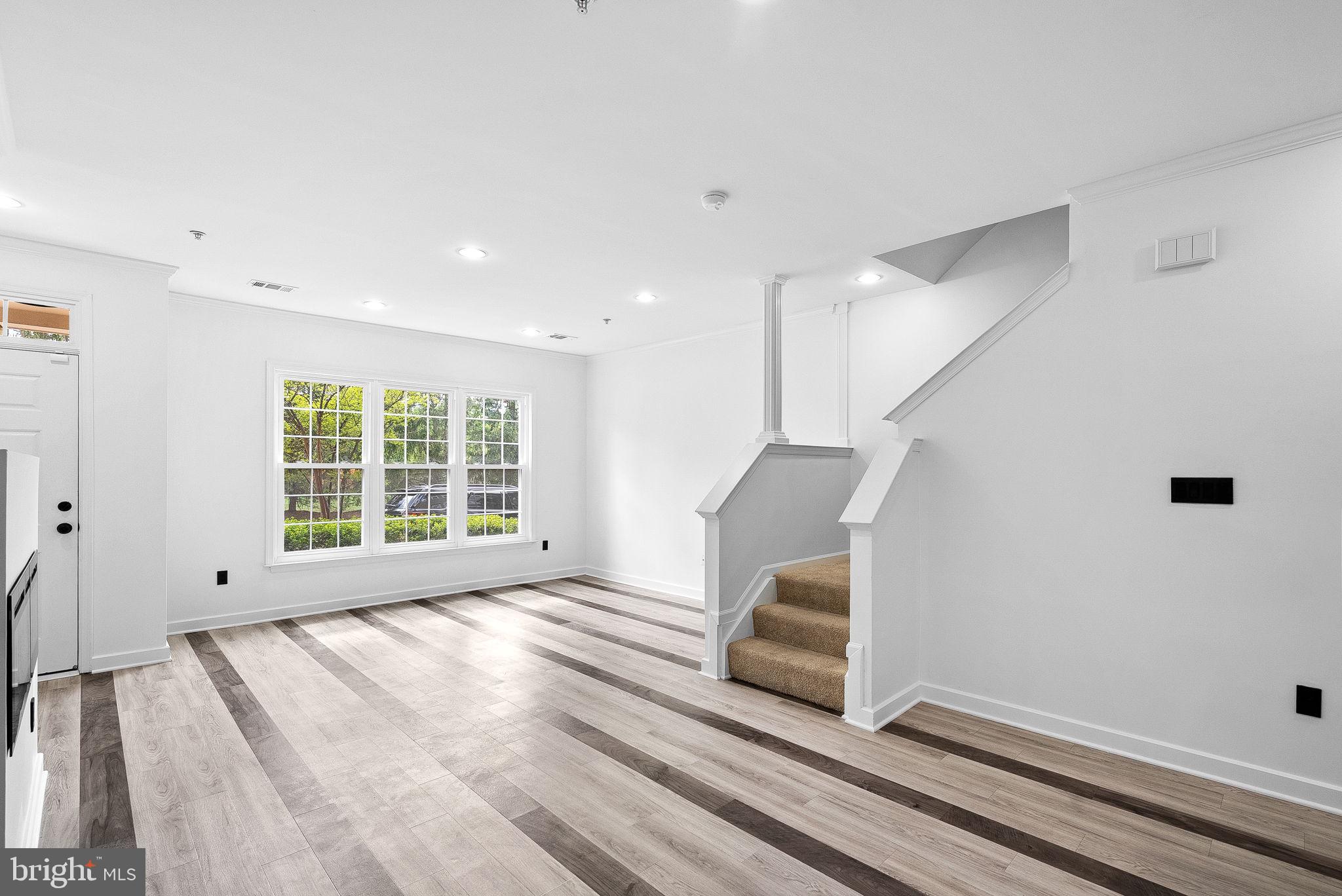 AMBER SPRING CONDOMINIUMS - Residential