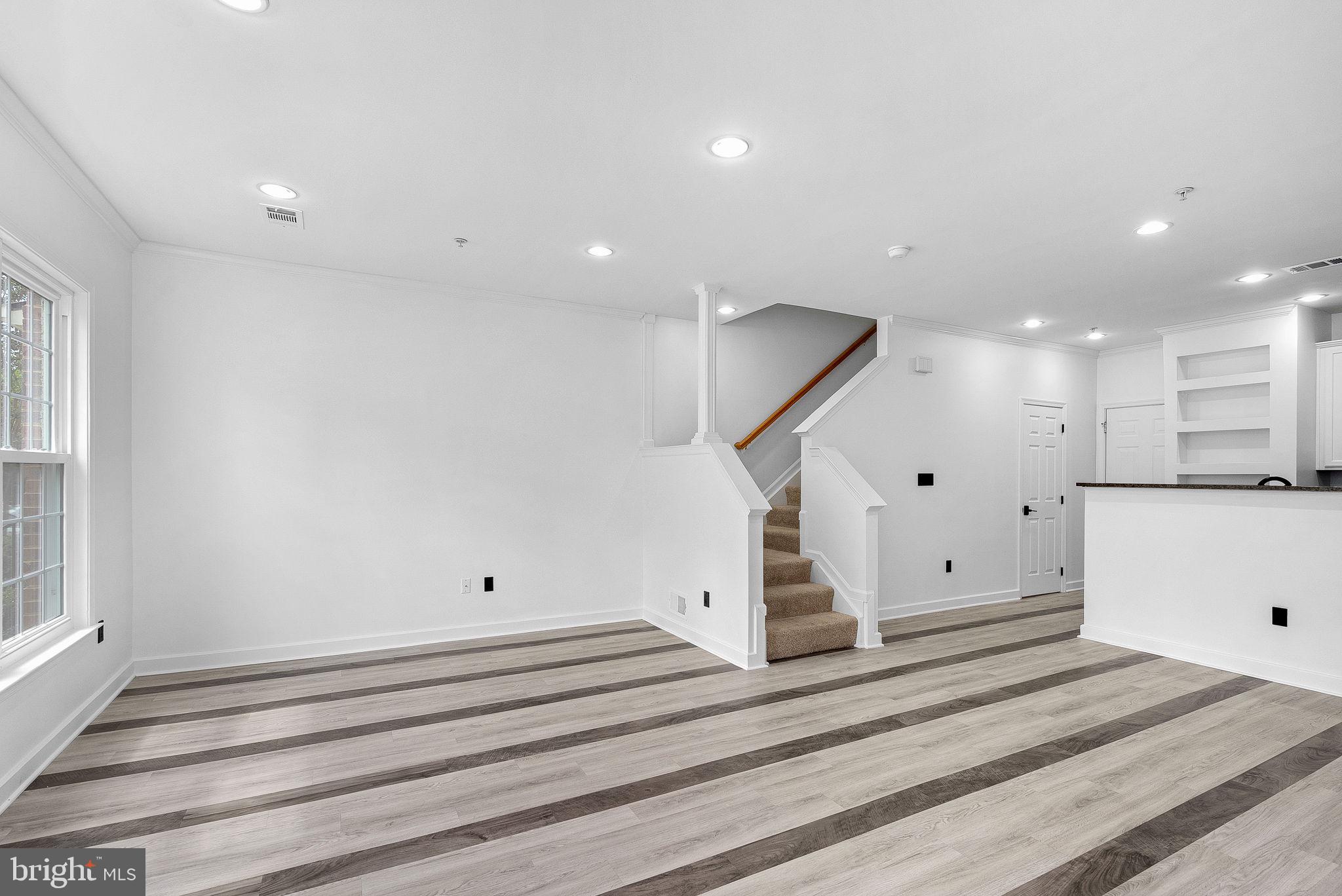 42261 TERRAZZO TERRACE