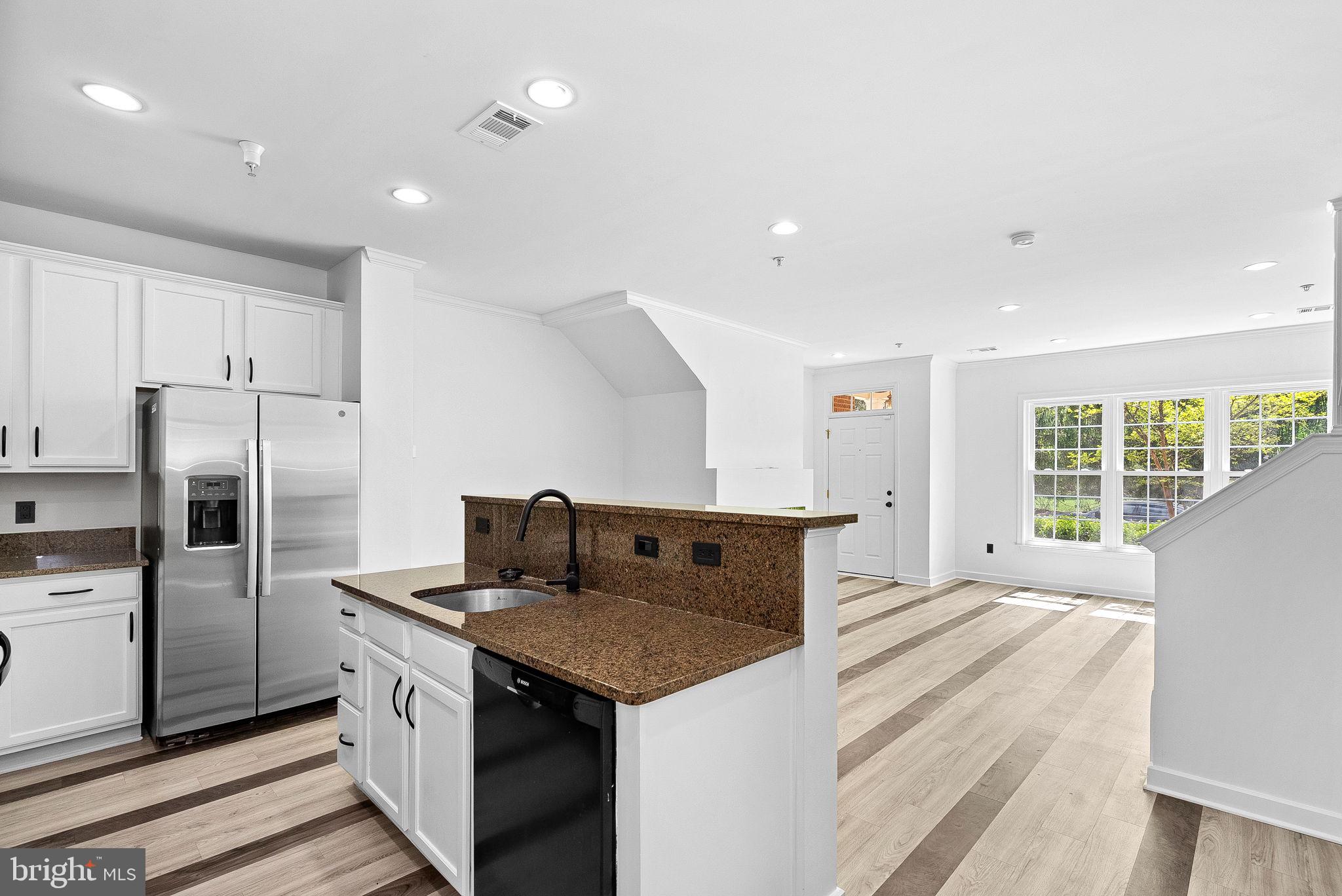 AMBER SPRING CONDOMINIUMS - Residential