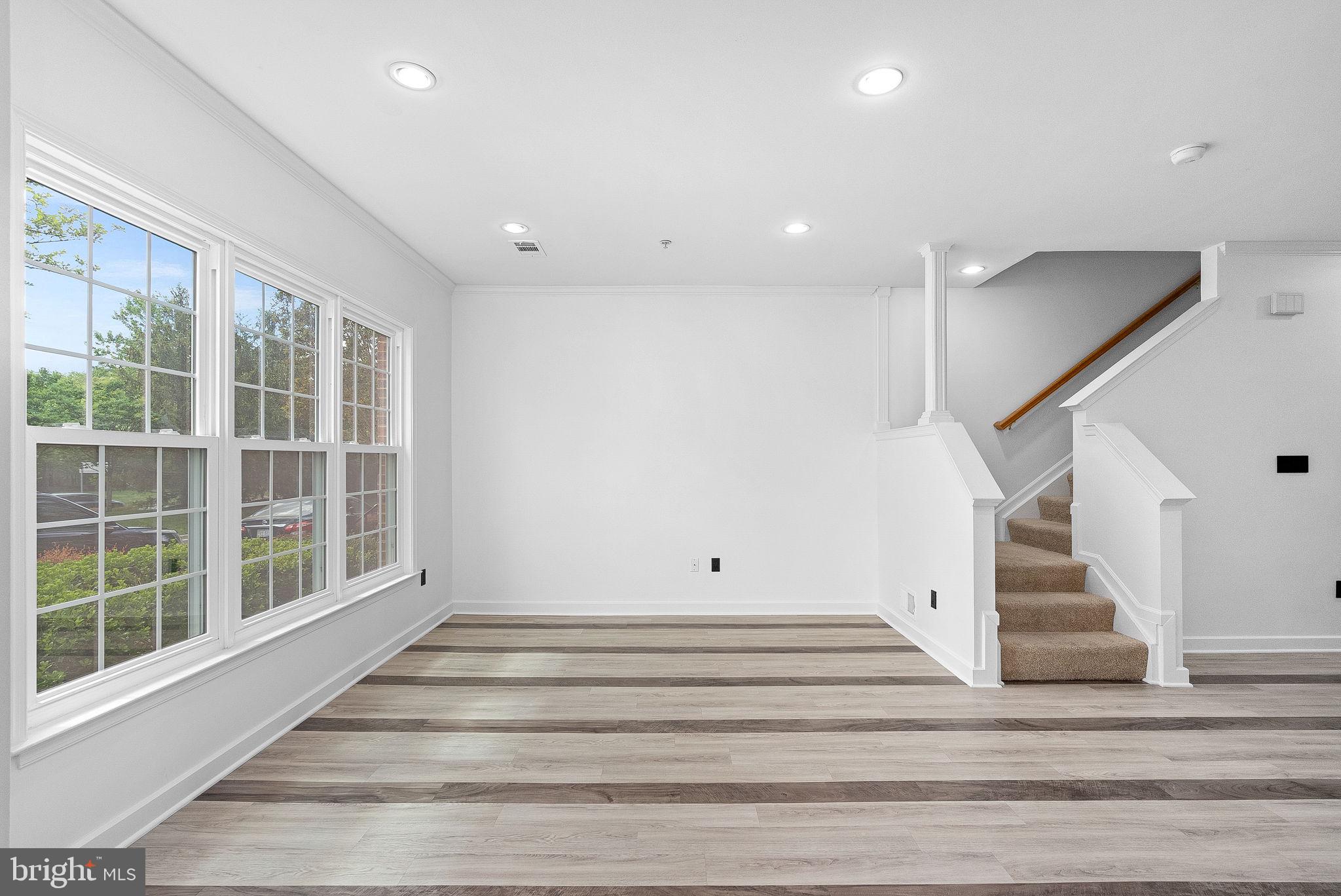 42261 TERRAZZO TERRACE