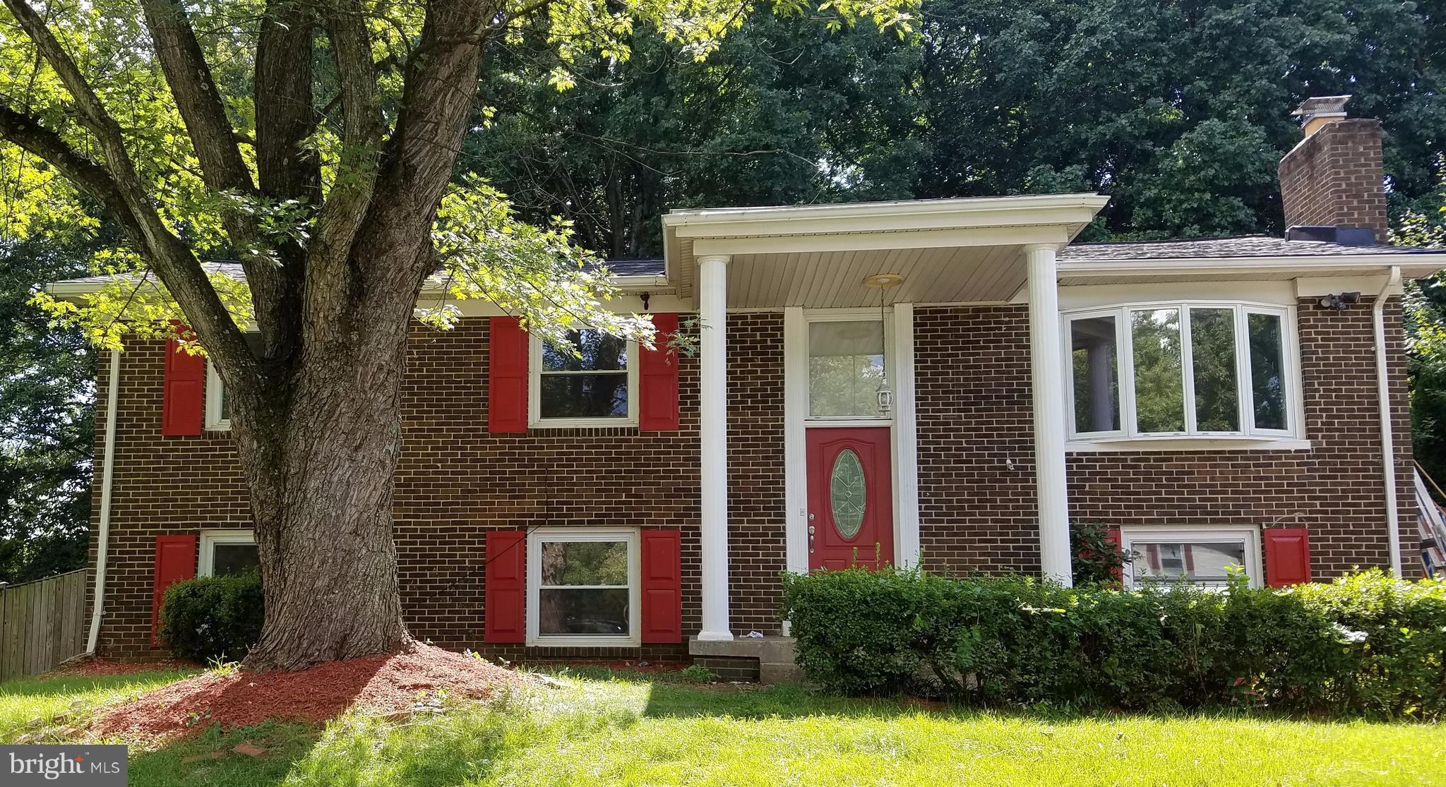 DALE CITY - Residential Lease