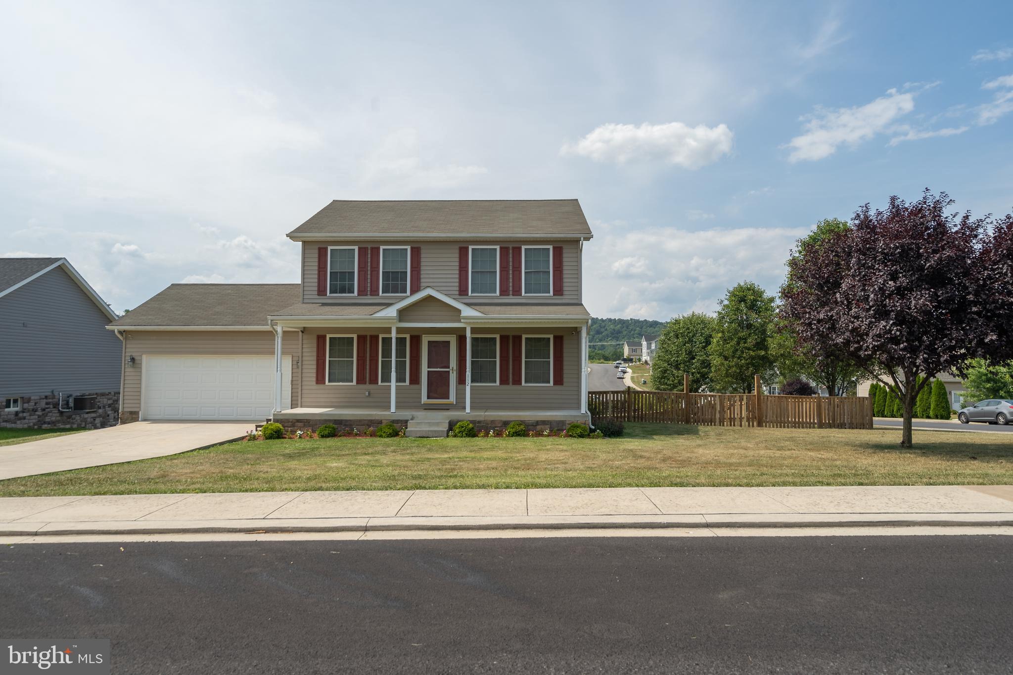 RED HILL - Residential