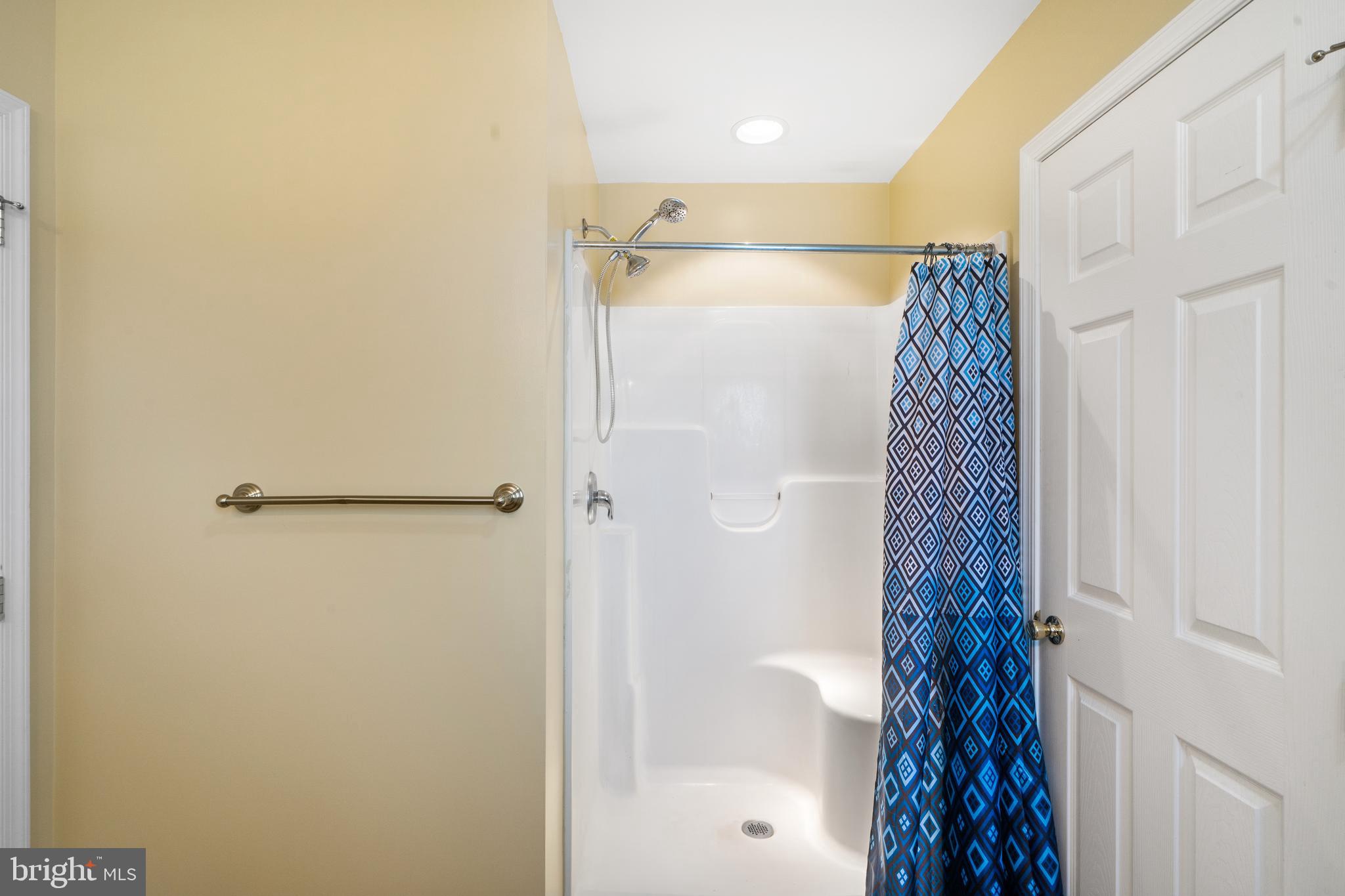 RED HILL - Residential