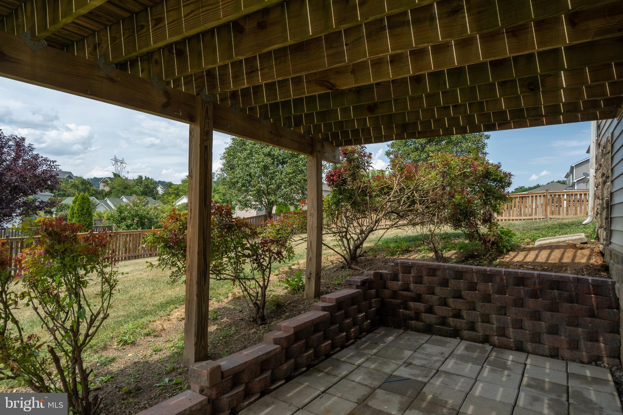 RED HILL - Residential