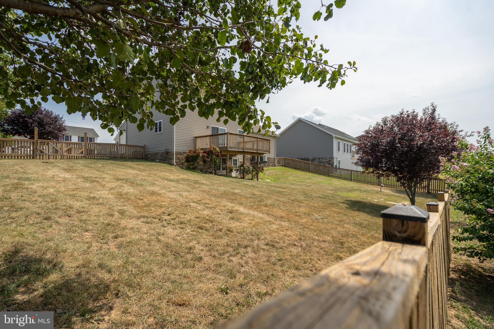 RED HILL - Residential