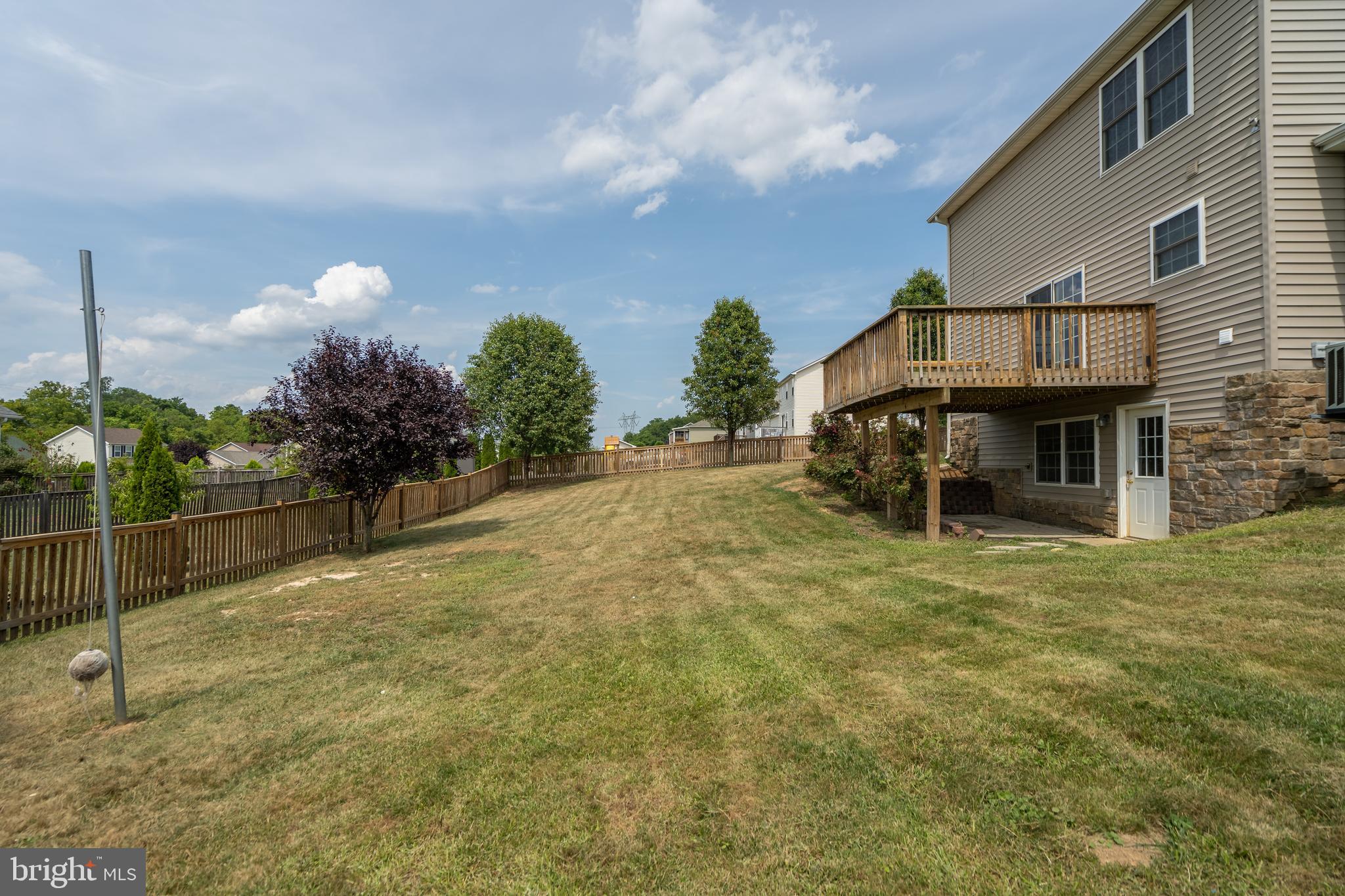 RED HILL - Residential