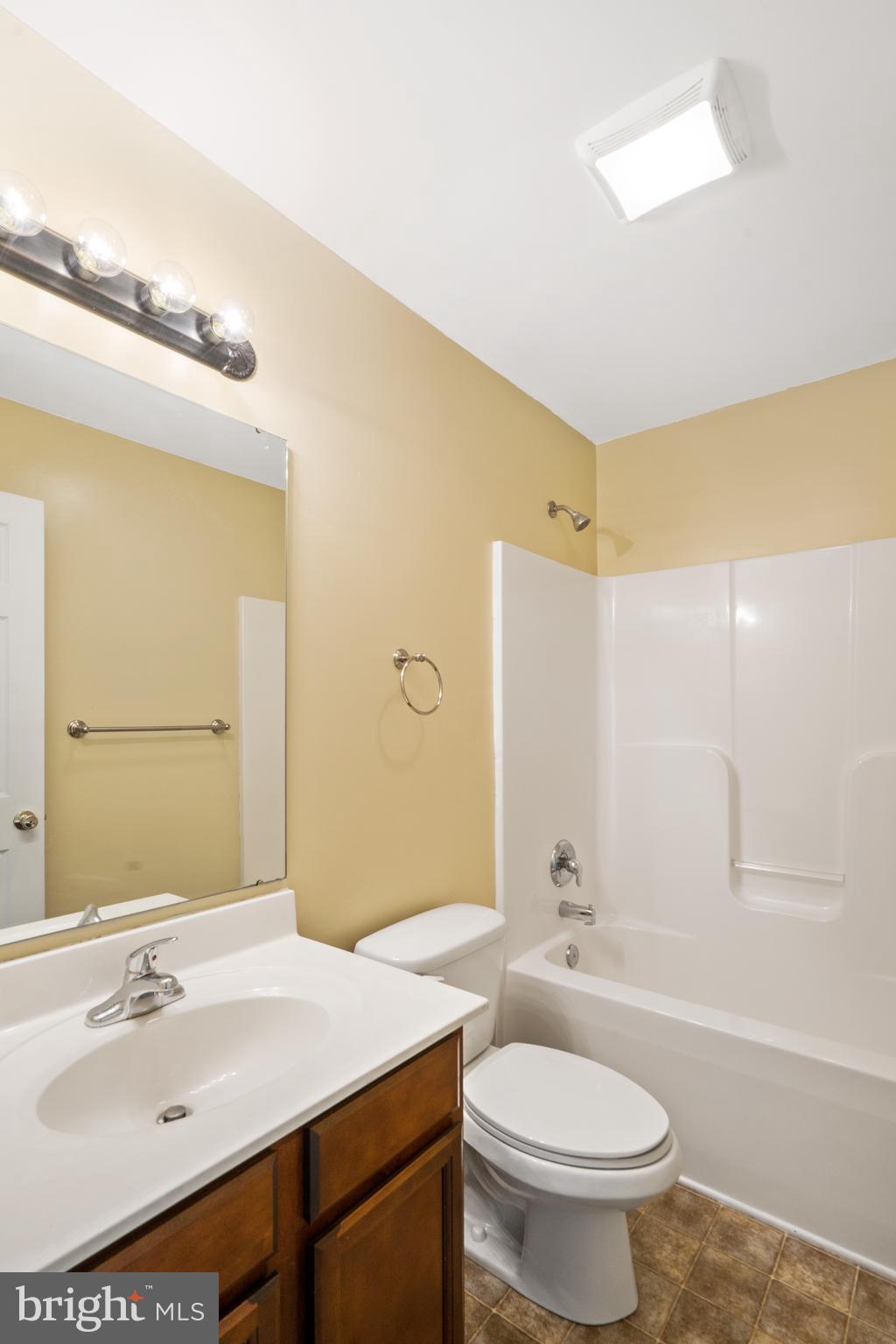 RED HILL - Residential