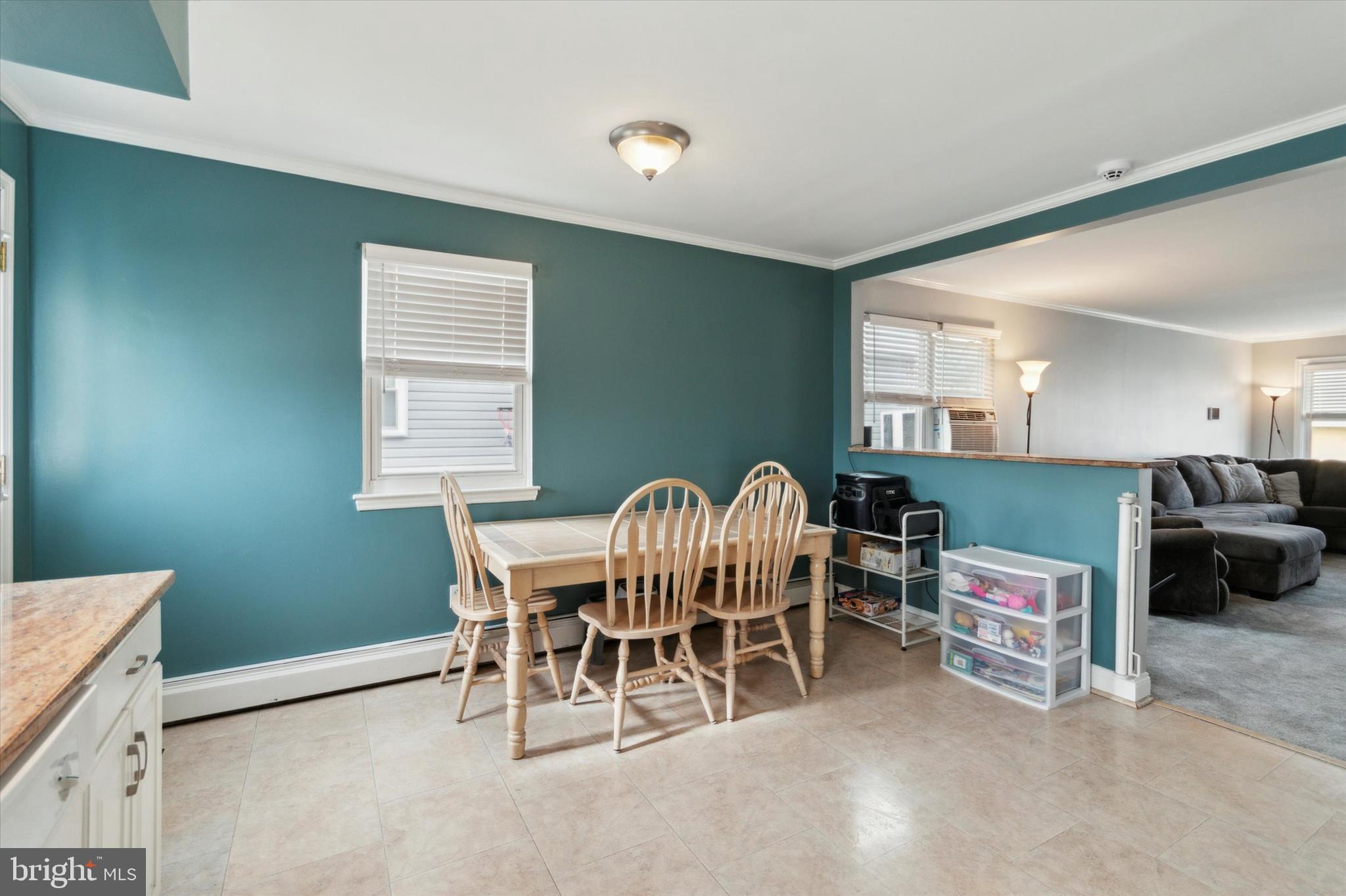 CLIFTON HEIGHTS - Residential