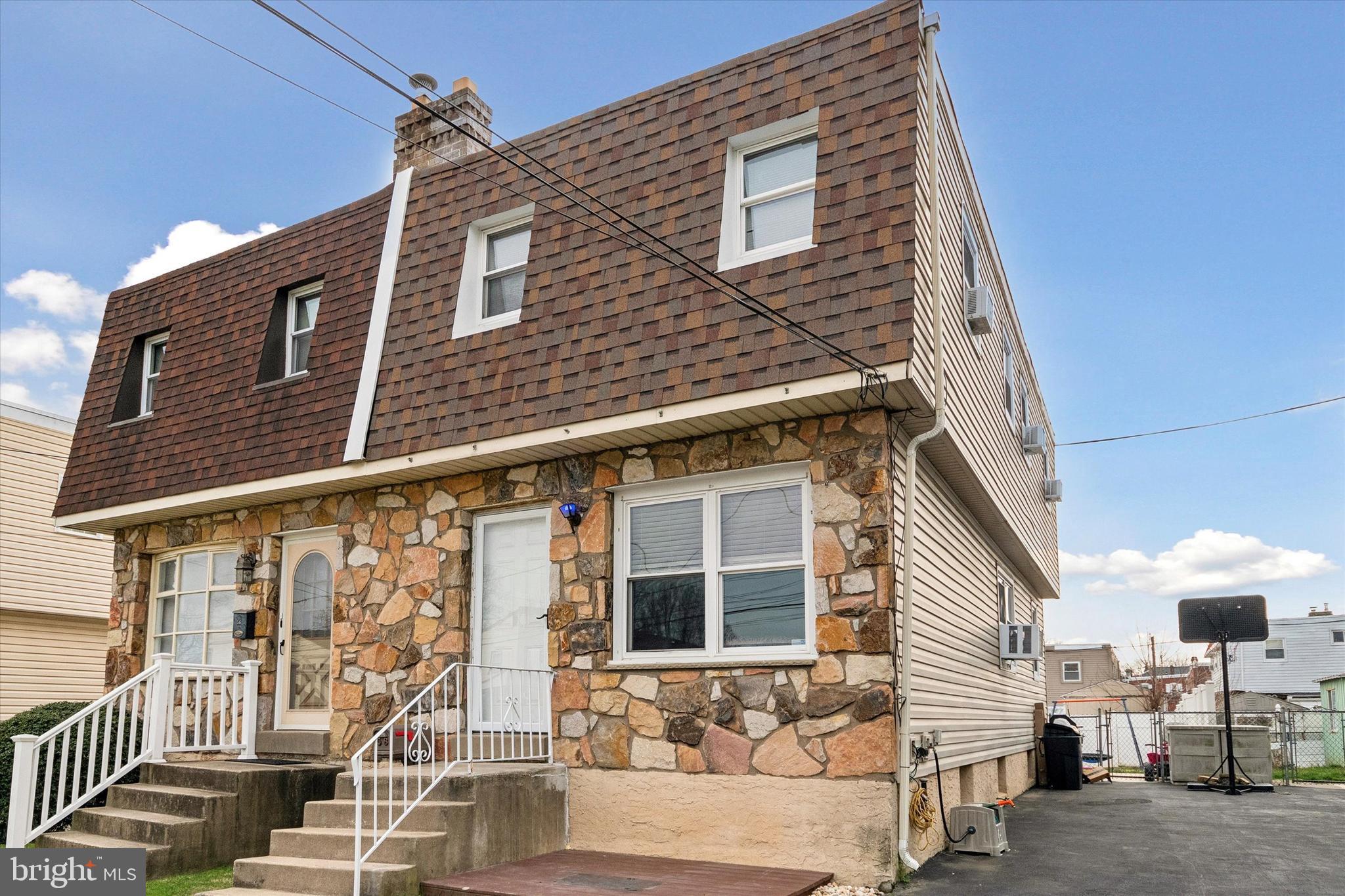 CLIFTON HEIGHTS - Residential