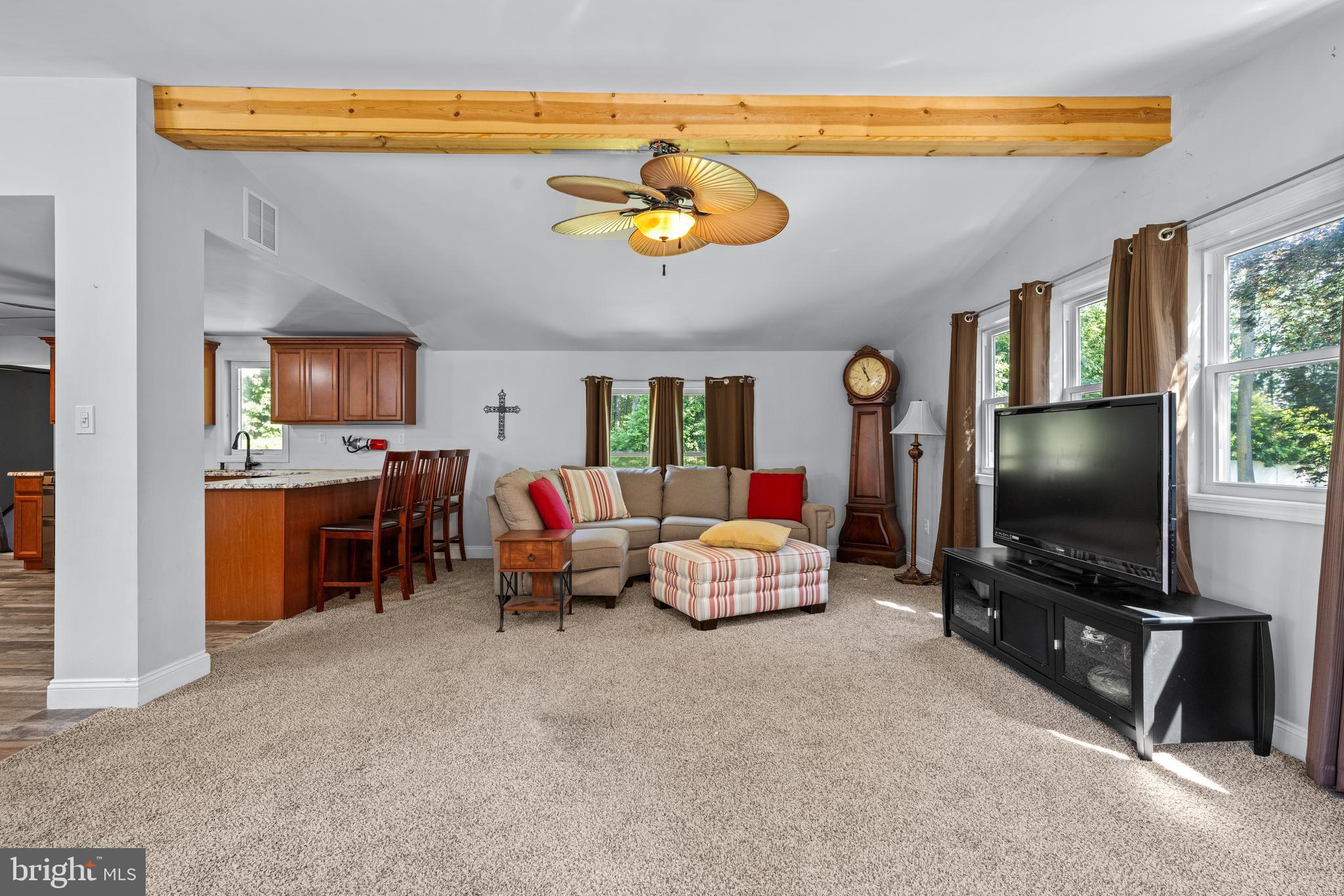 624 WOODLAND AVENUE