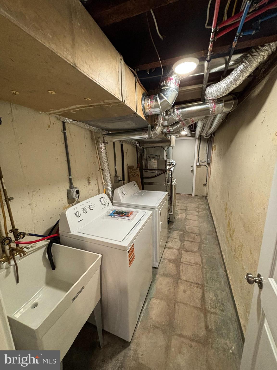 WESTBROOK PARK - Residential Lease