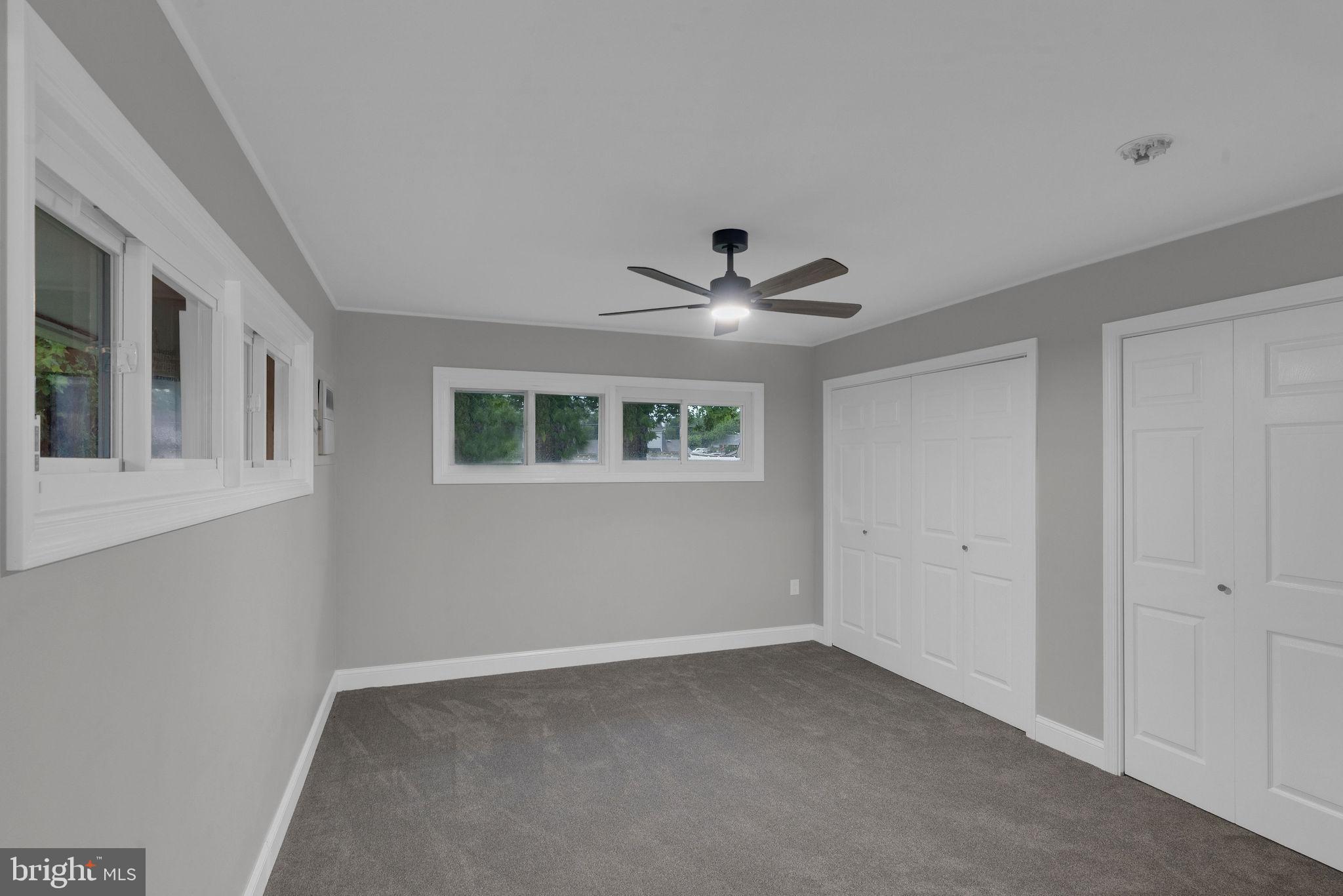 SNOWBALL GATE - Residential