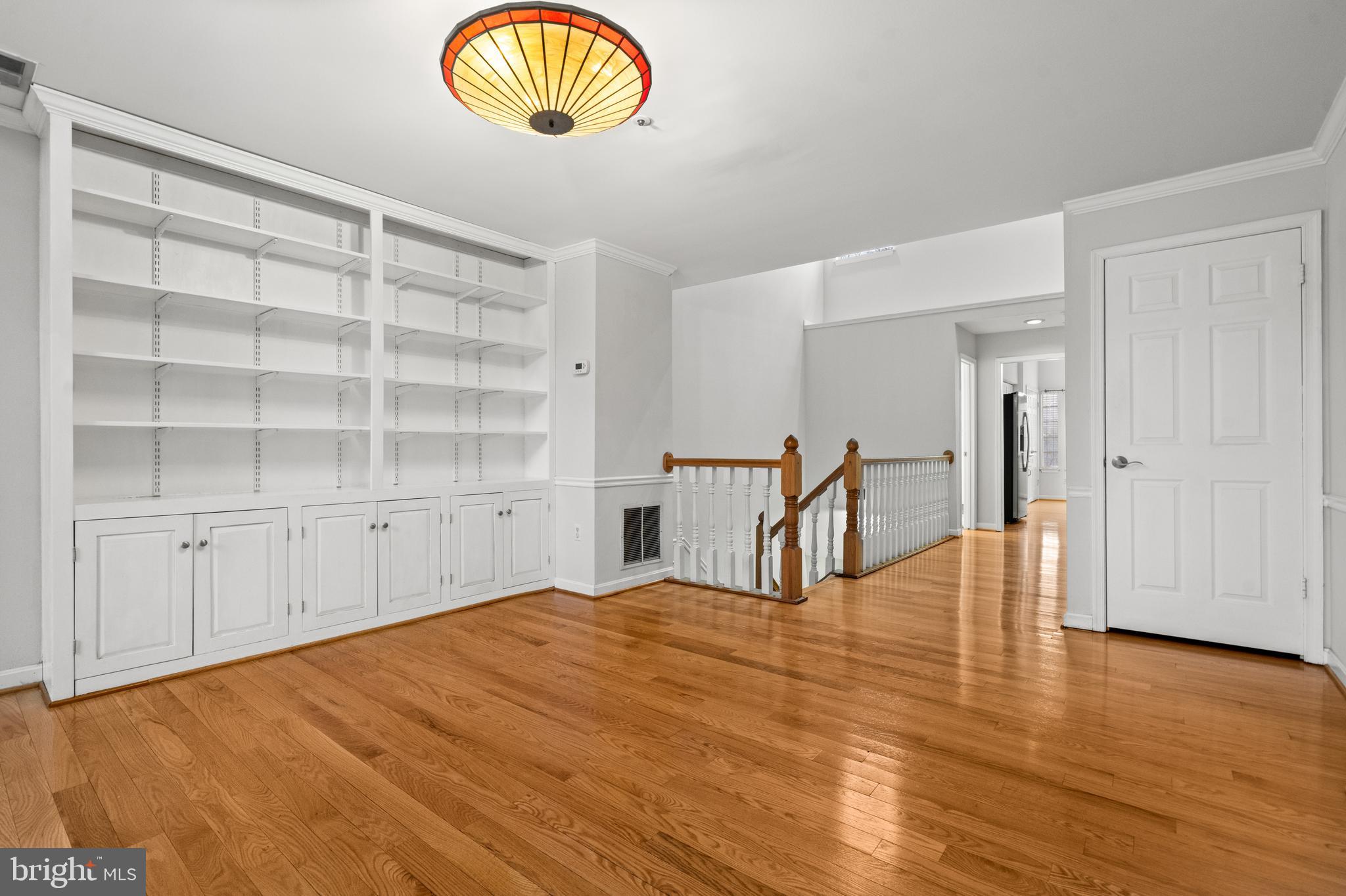 BARRINGTON POINTE CONDOS - Residential