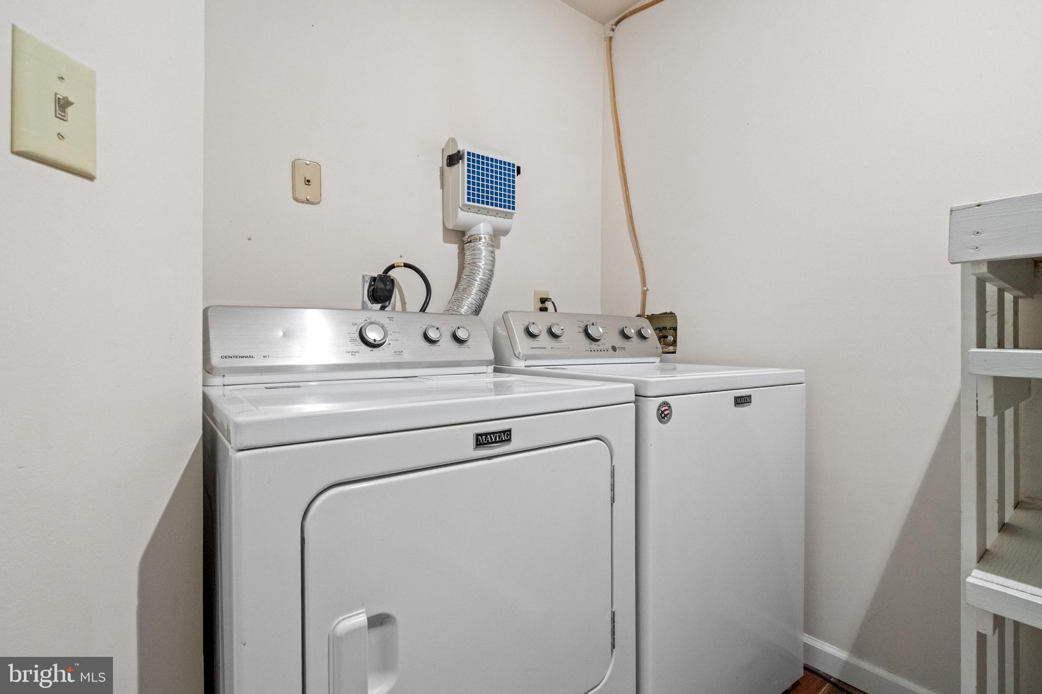 BARRINGTON POINTE CONDOS - Residential