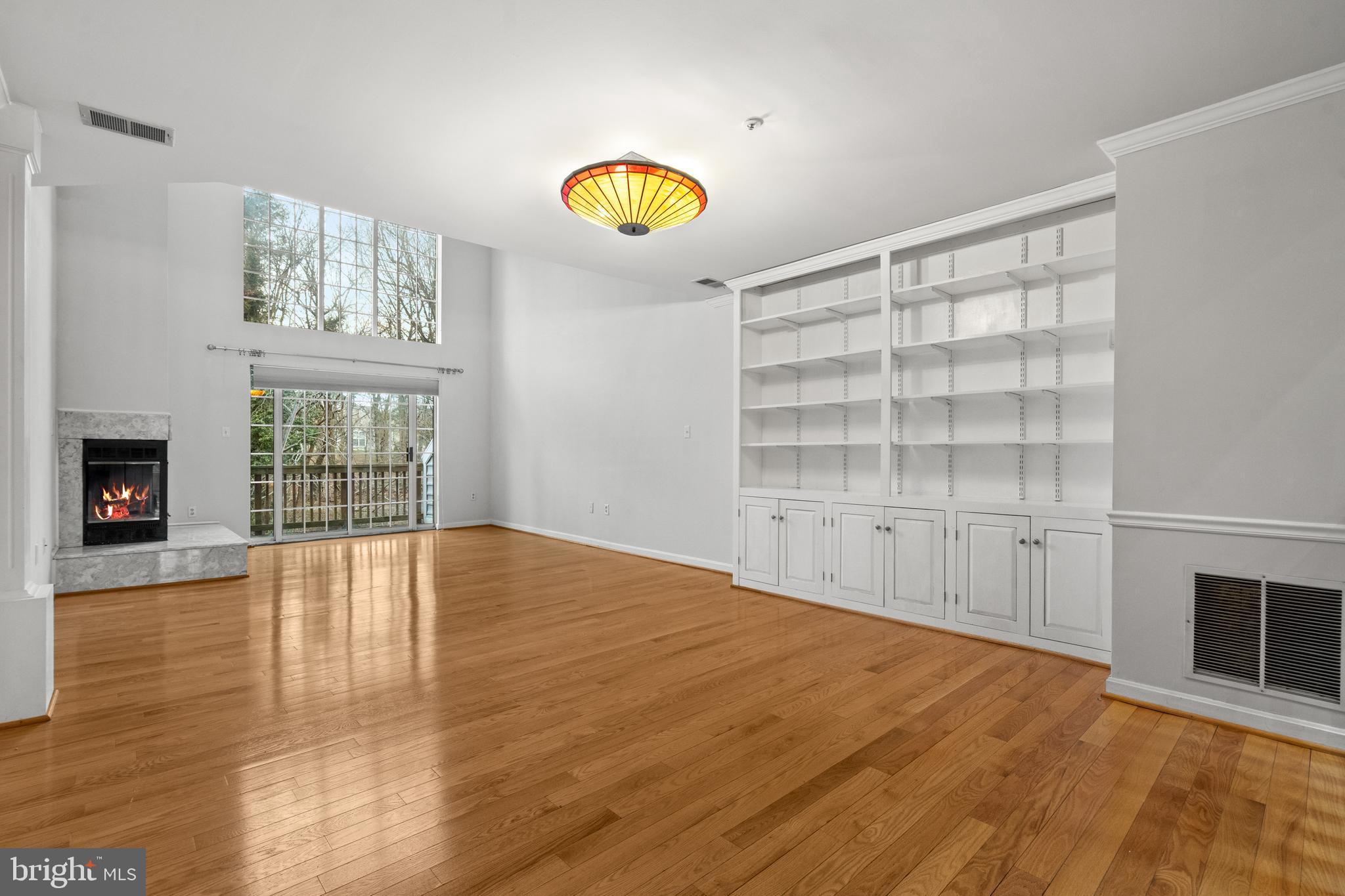 BARRINGTON POINTE CONDOS - Residential