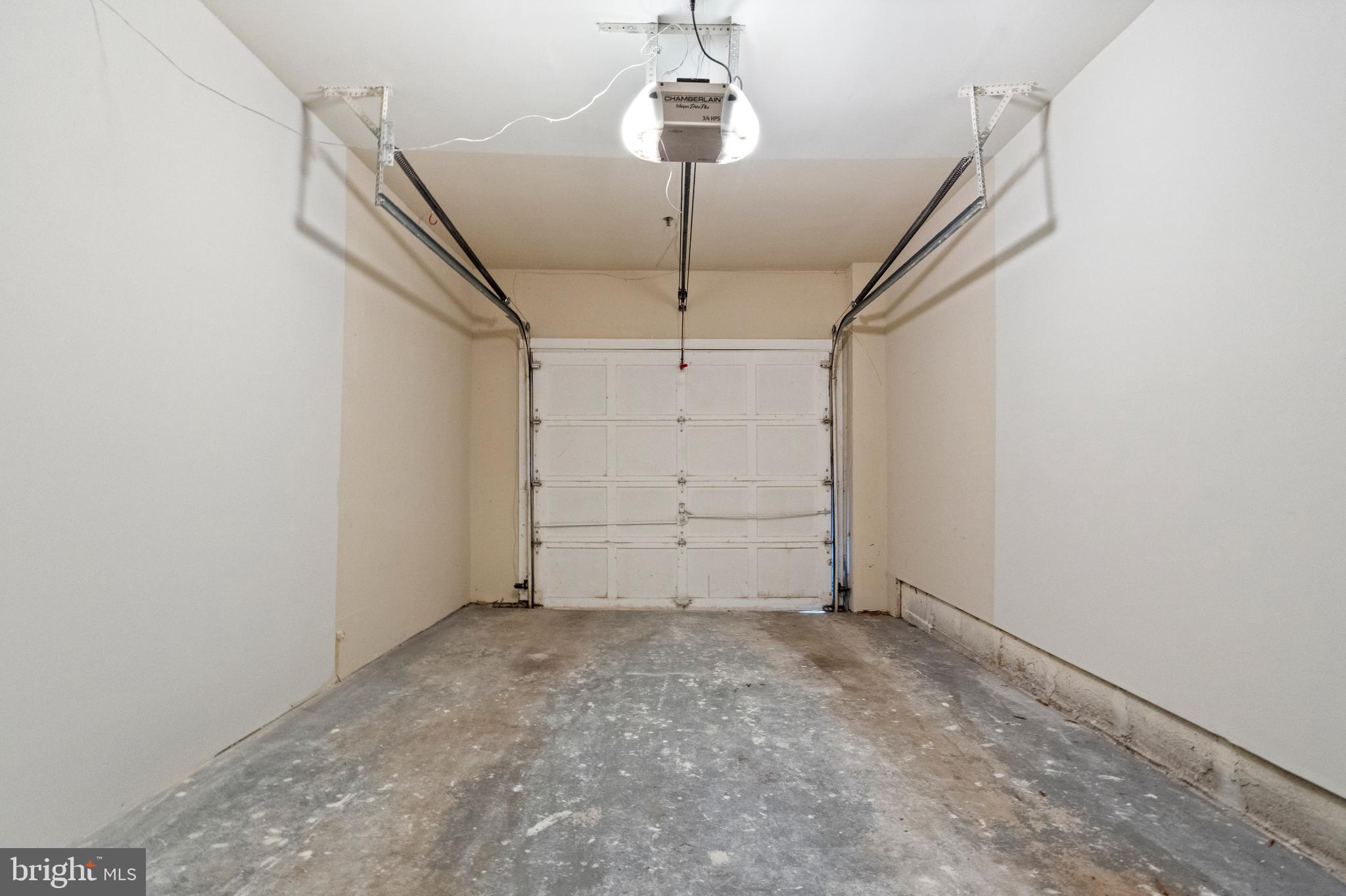 BARRINGTON POINTE CONDOS - Residential