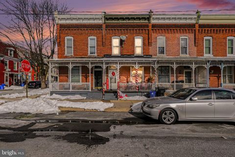 1841 N 4TH STREET HARRISBURG PA 17102