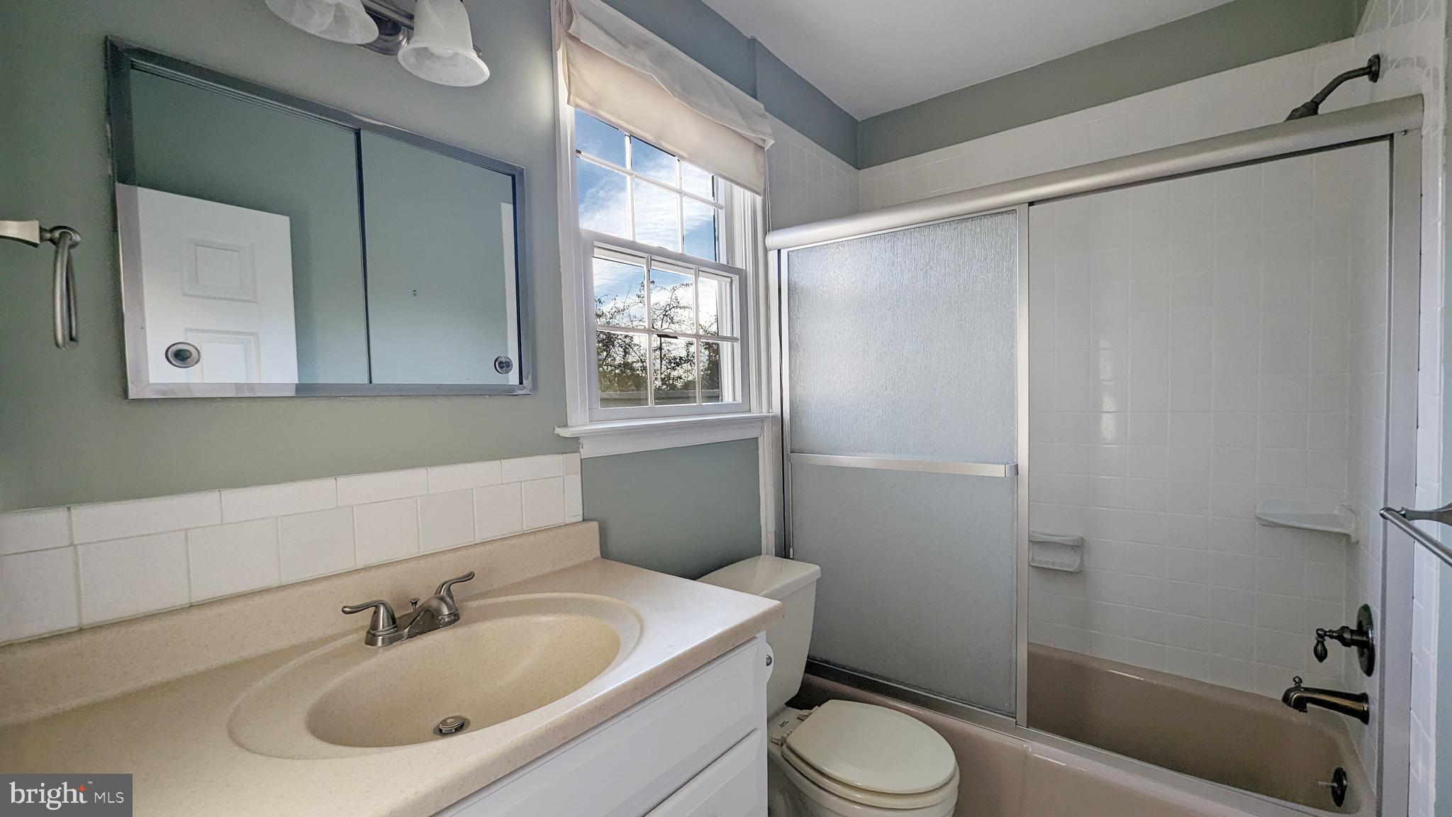 FOUNTAINVILLE HILL - Residential