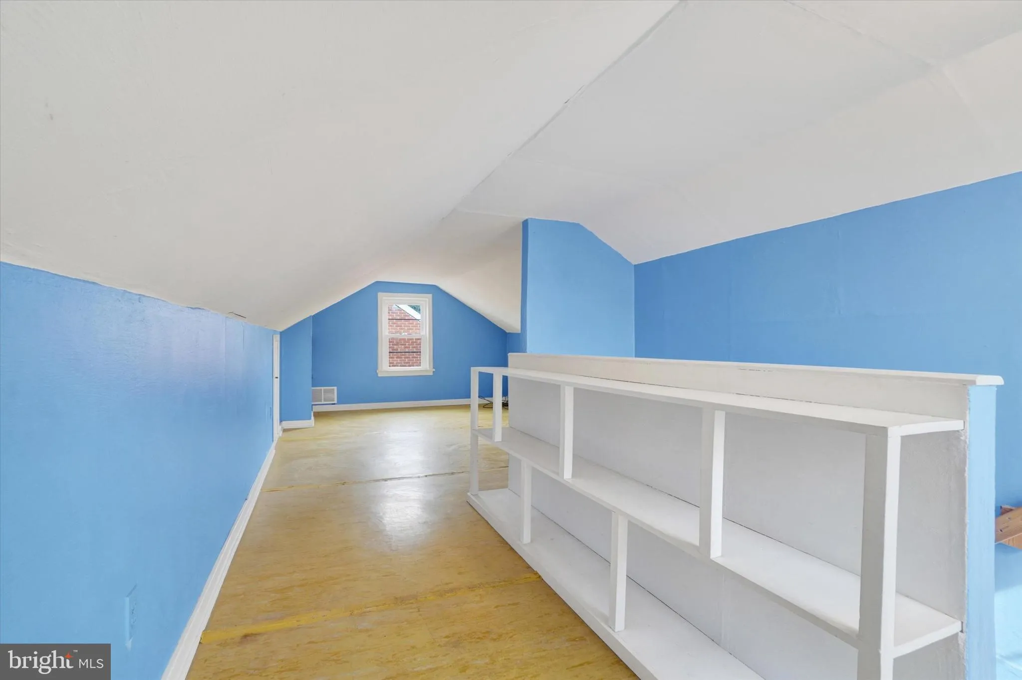 York, Pennsylvania 17404, United States, 2 Bedrooms Bedrooms, ,1 BathroomBathrooms,Residential,Pending,742