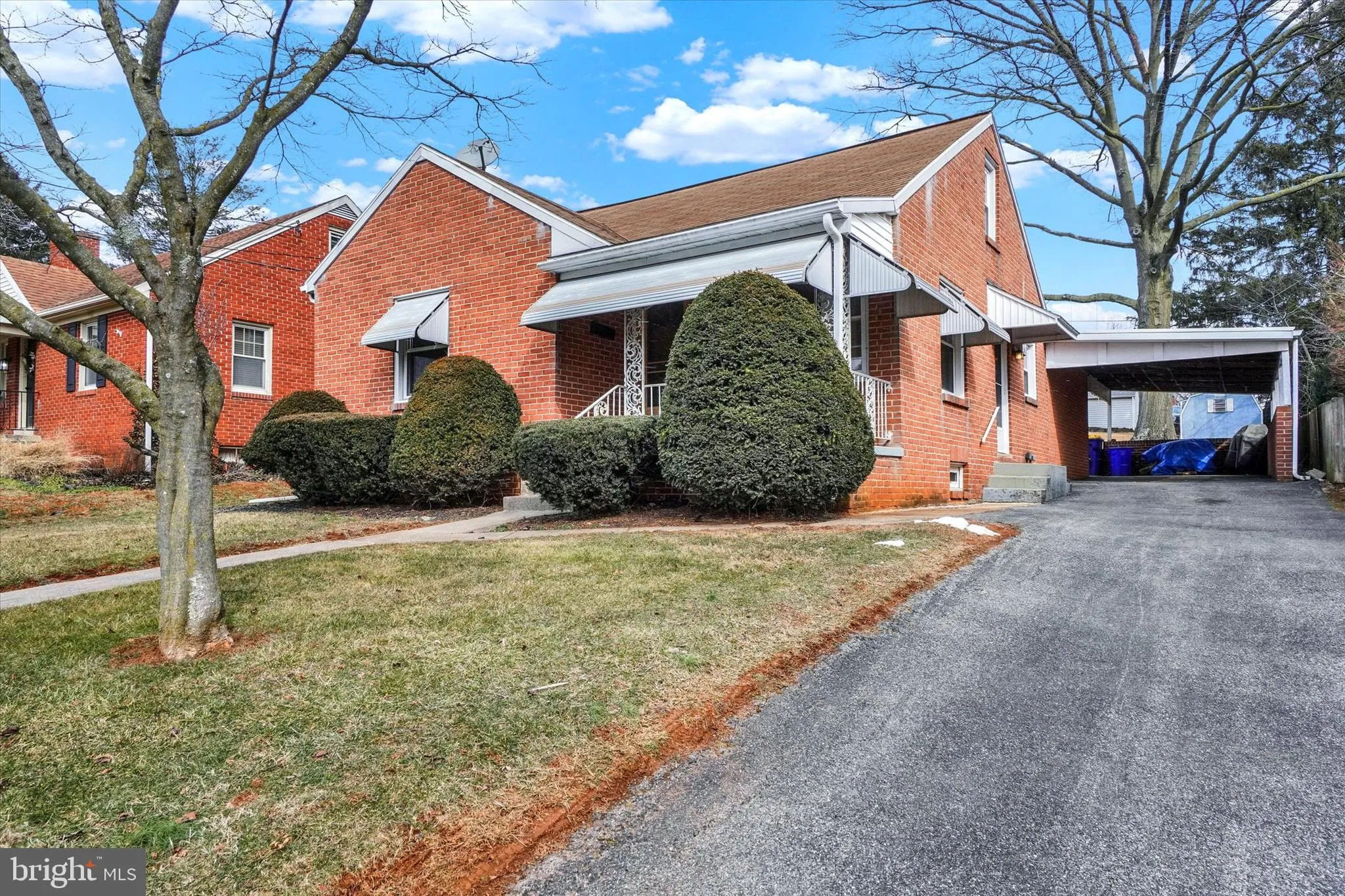 York, Pennsylvania 17404, United States, 2 Bedrooms Bedrooms, ,1 BathroomBathrooms,Residential,Pending,742