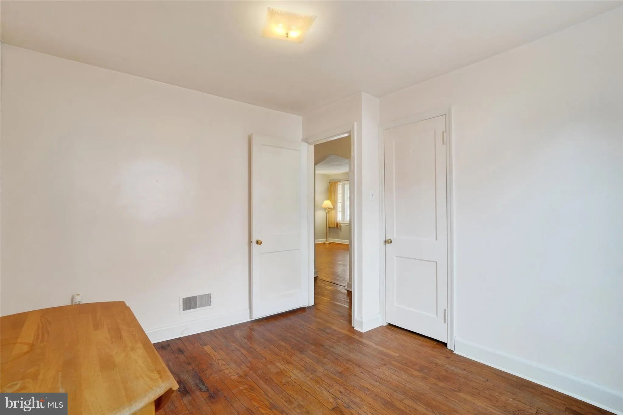 York, Pennsylvania 17404, United States, 2 Bedrooms Bedrooms, ,1 BathroomBathrooms,Residential,Pending,742