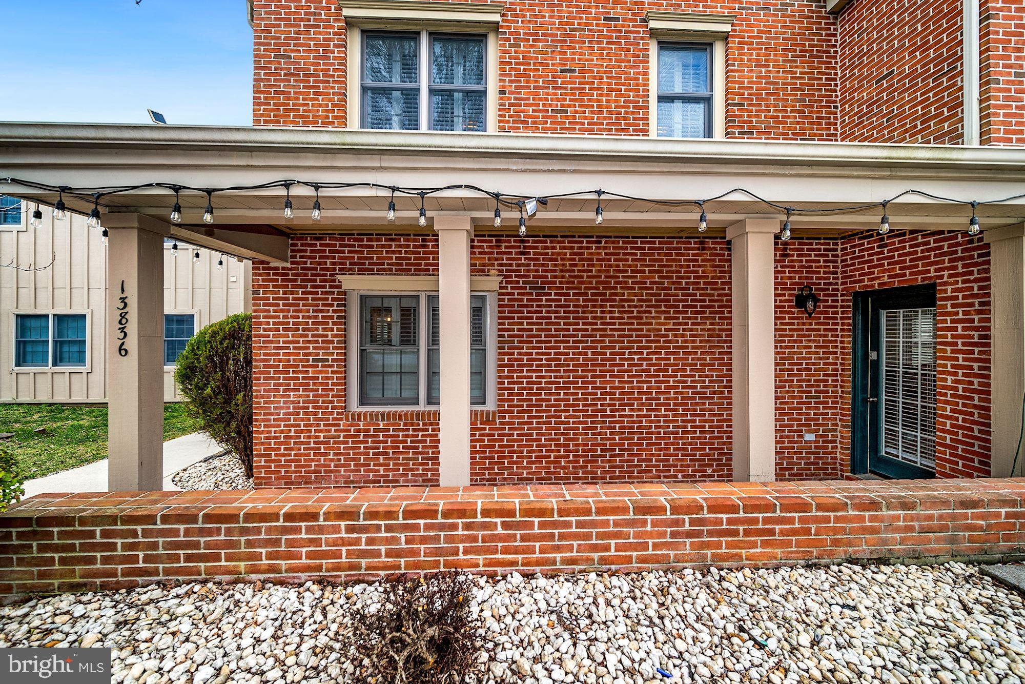 WHITETAIL MOUNTAINSIDE HOMES - Residential