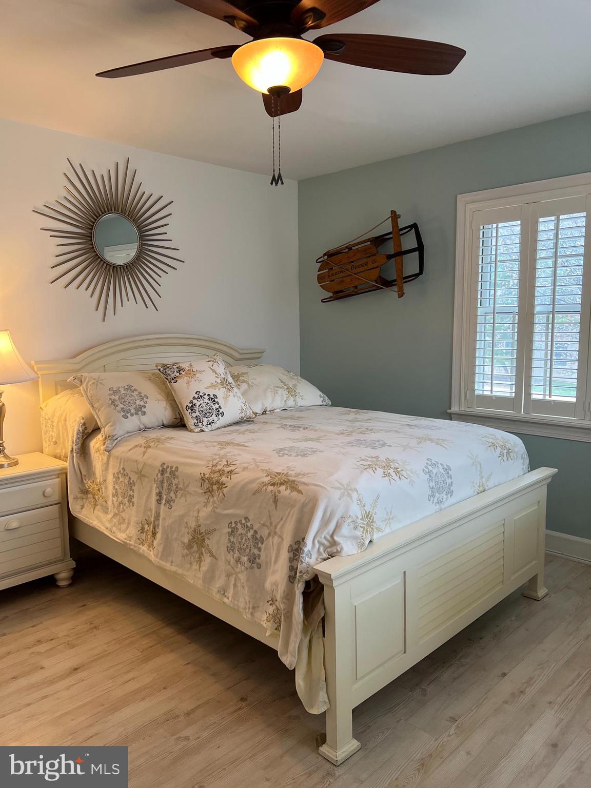 WHITETAIL MOUNTAINSIDE HOMES - Residential