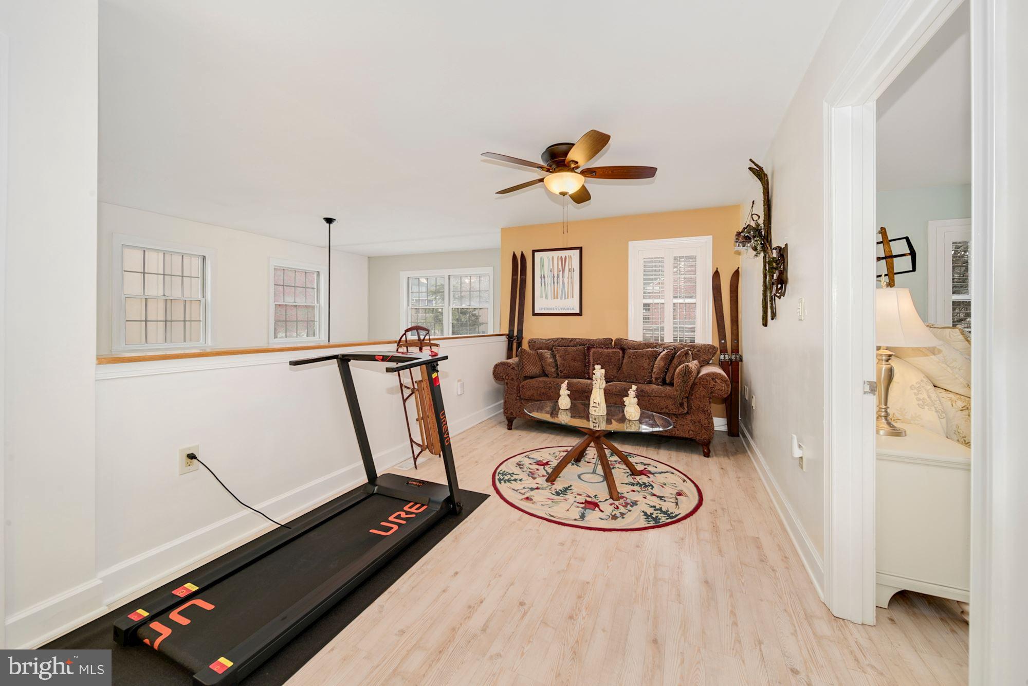 WHITETAIL MOUNTAINSIDE HOMES - Residential