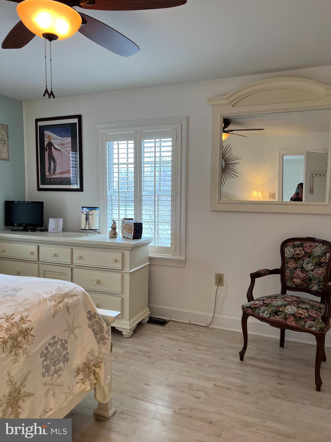 WHITETAIL MOUNTAINSIDE HOMES - Residential