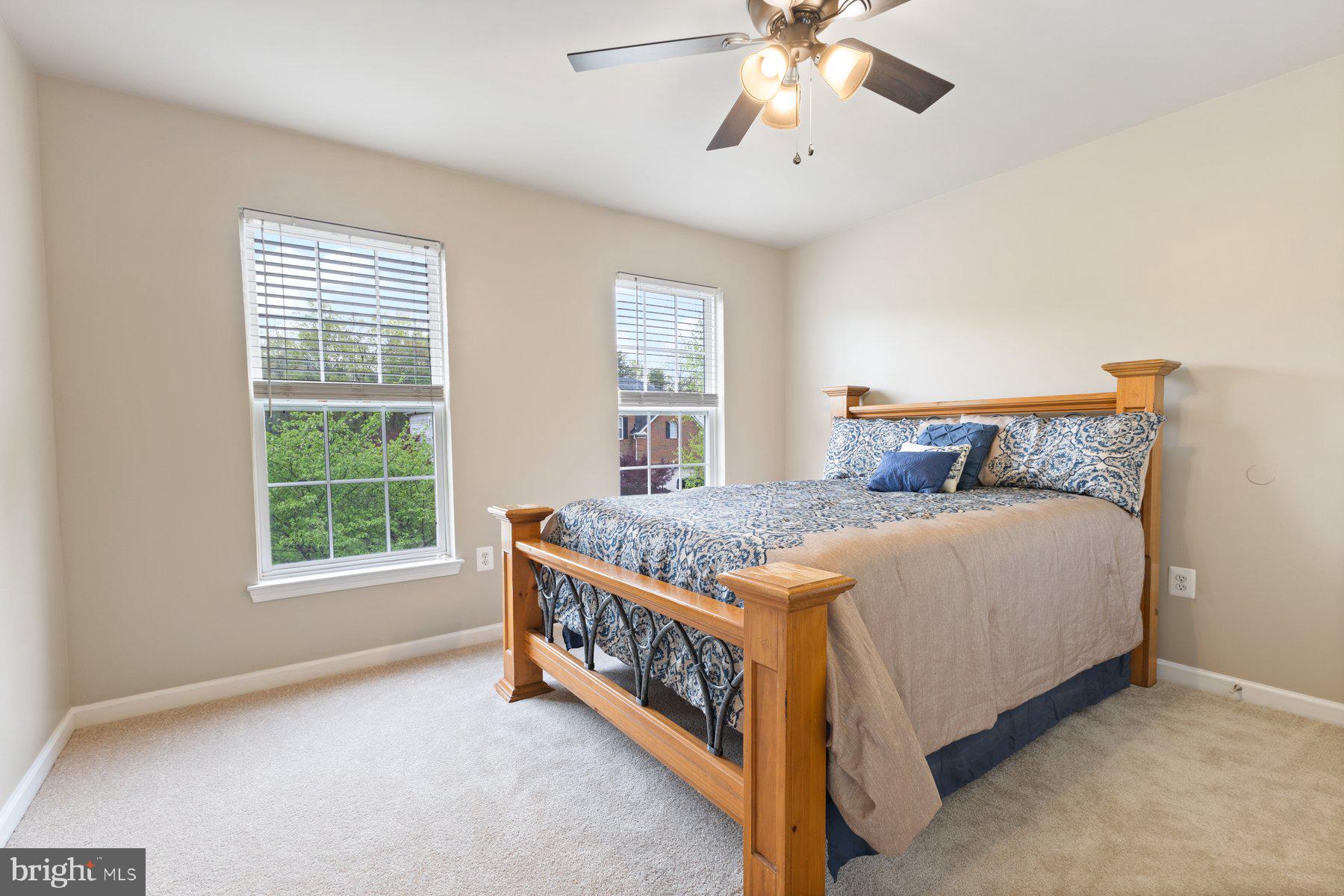 MANNING OVERLOOK - Residential