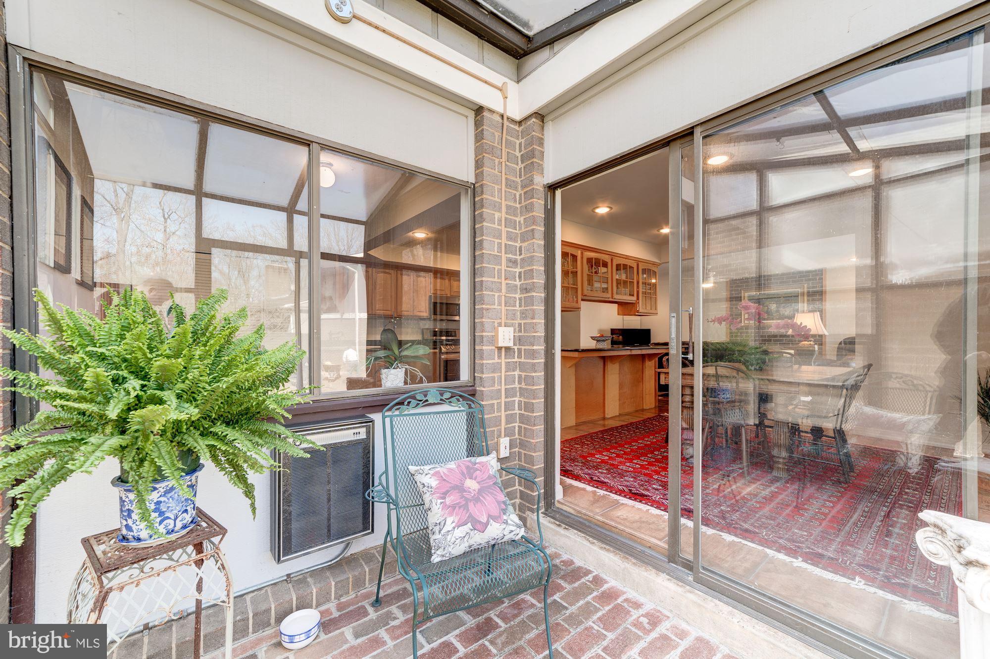 LAKE ANNE OF RESTON - Residential