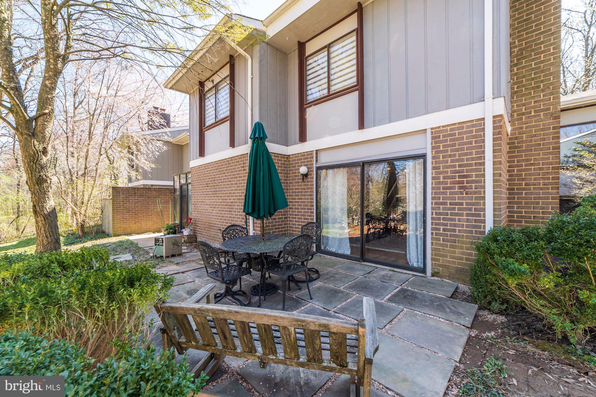 LAKE ANNE OF RESTON - Residential